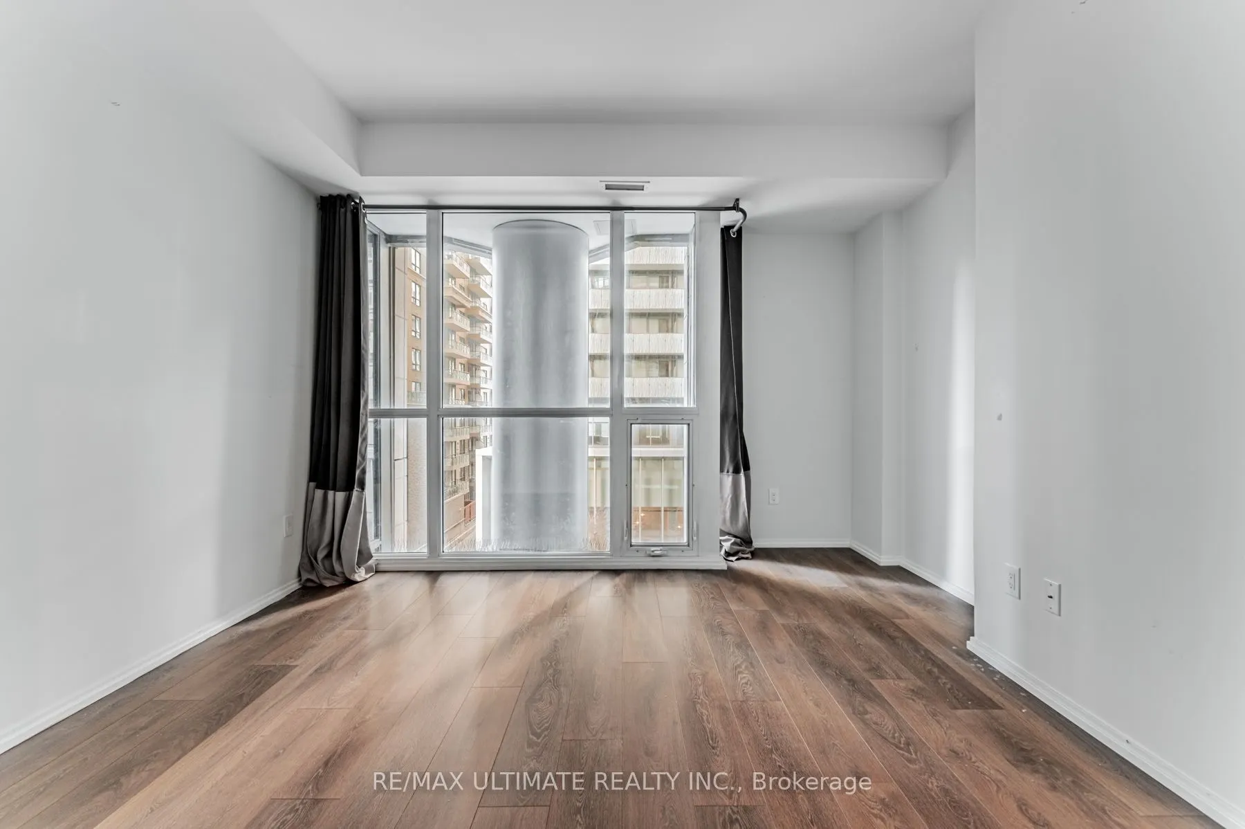 45 Charles Street E, #507