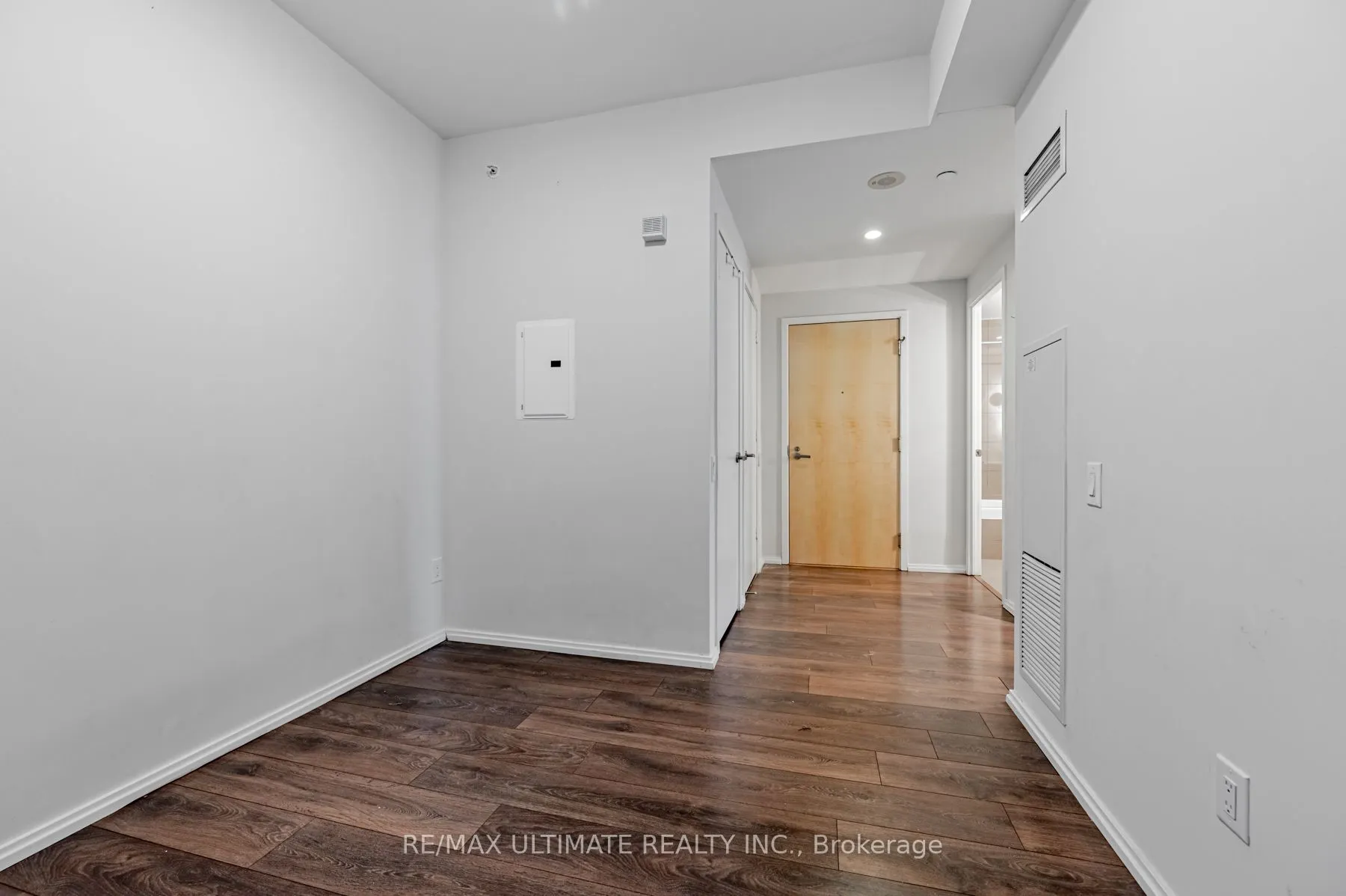 45 Charles Street E, #507