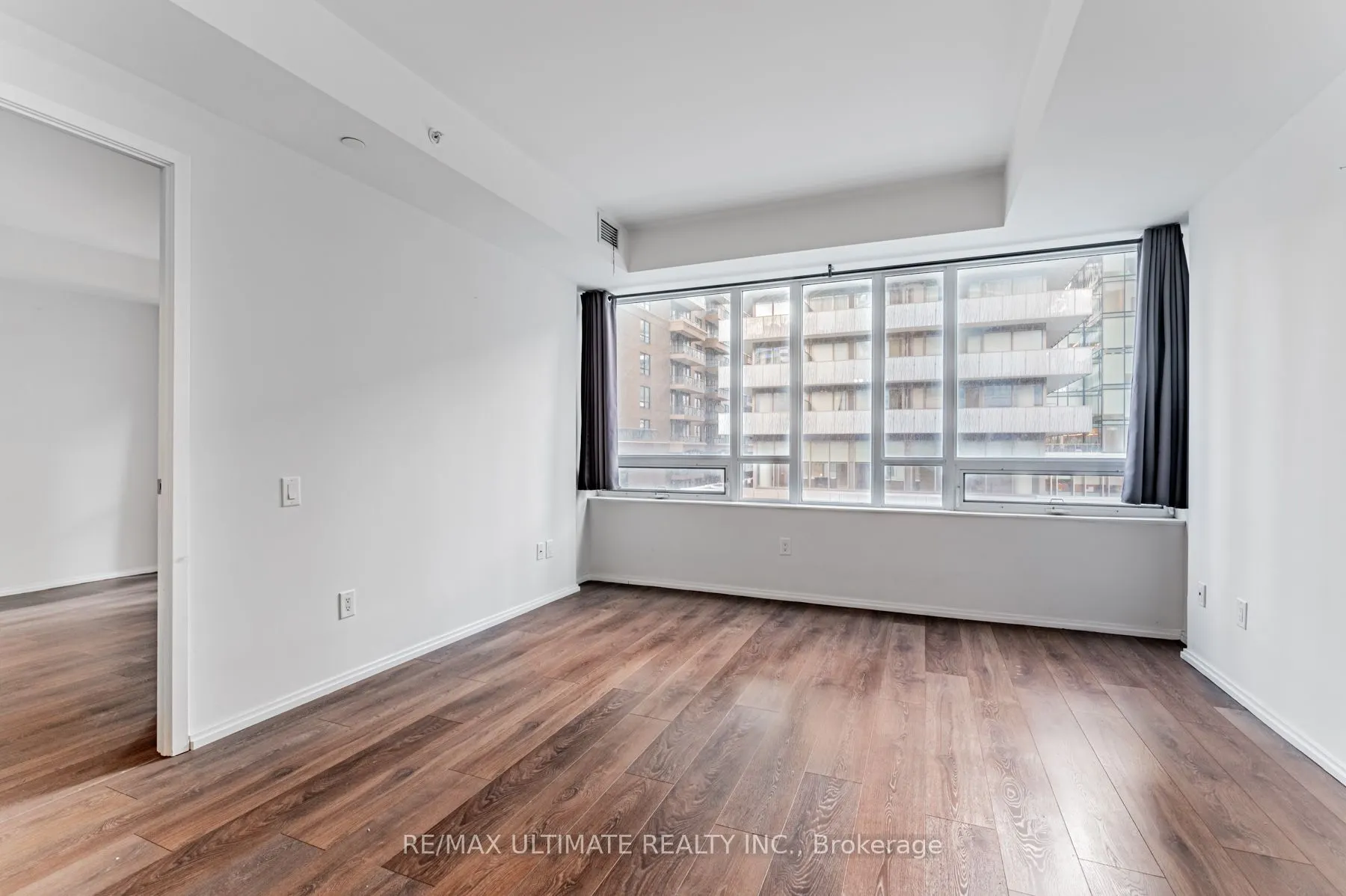 45 Charles Street E, #507