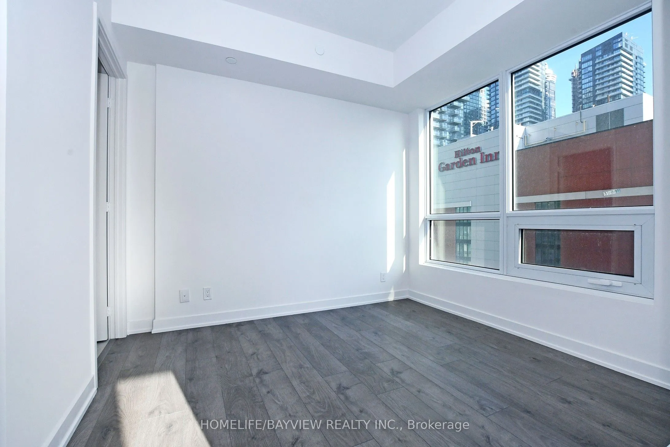 108 Peter Street, #1217