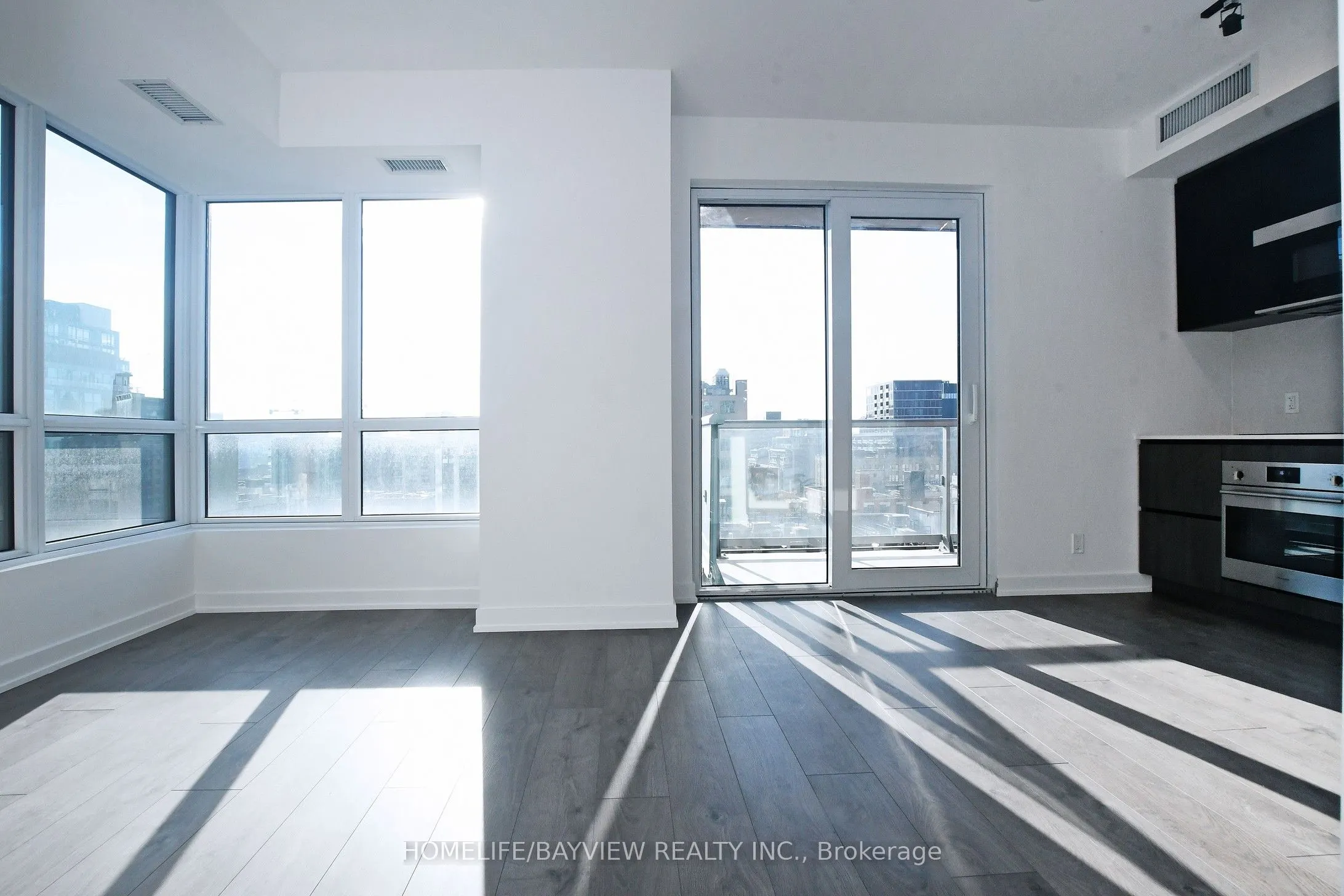 108 Peter Street, #1217