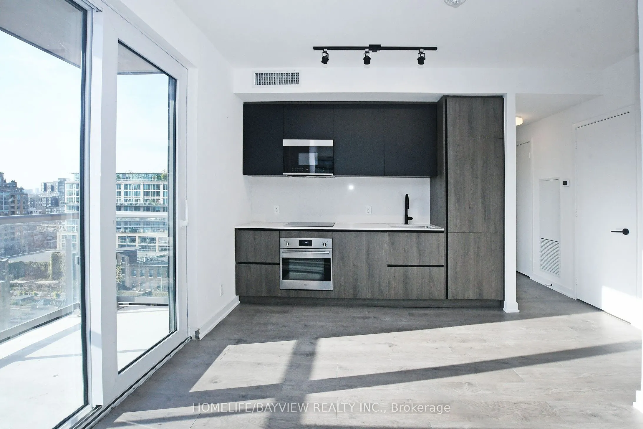 108 Peter Street, #1217