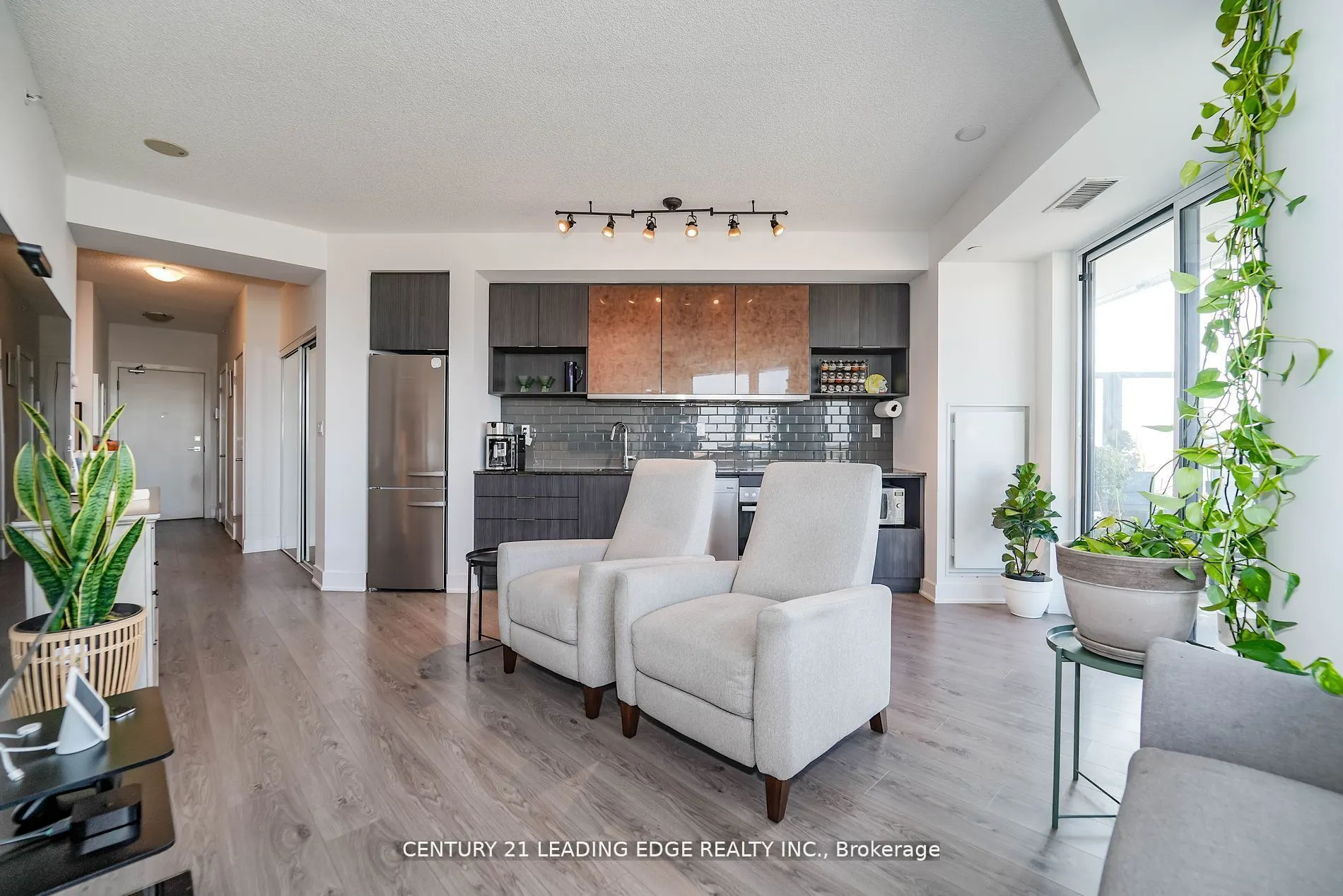 99 The Donway West, #525