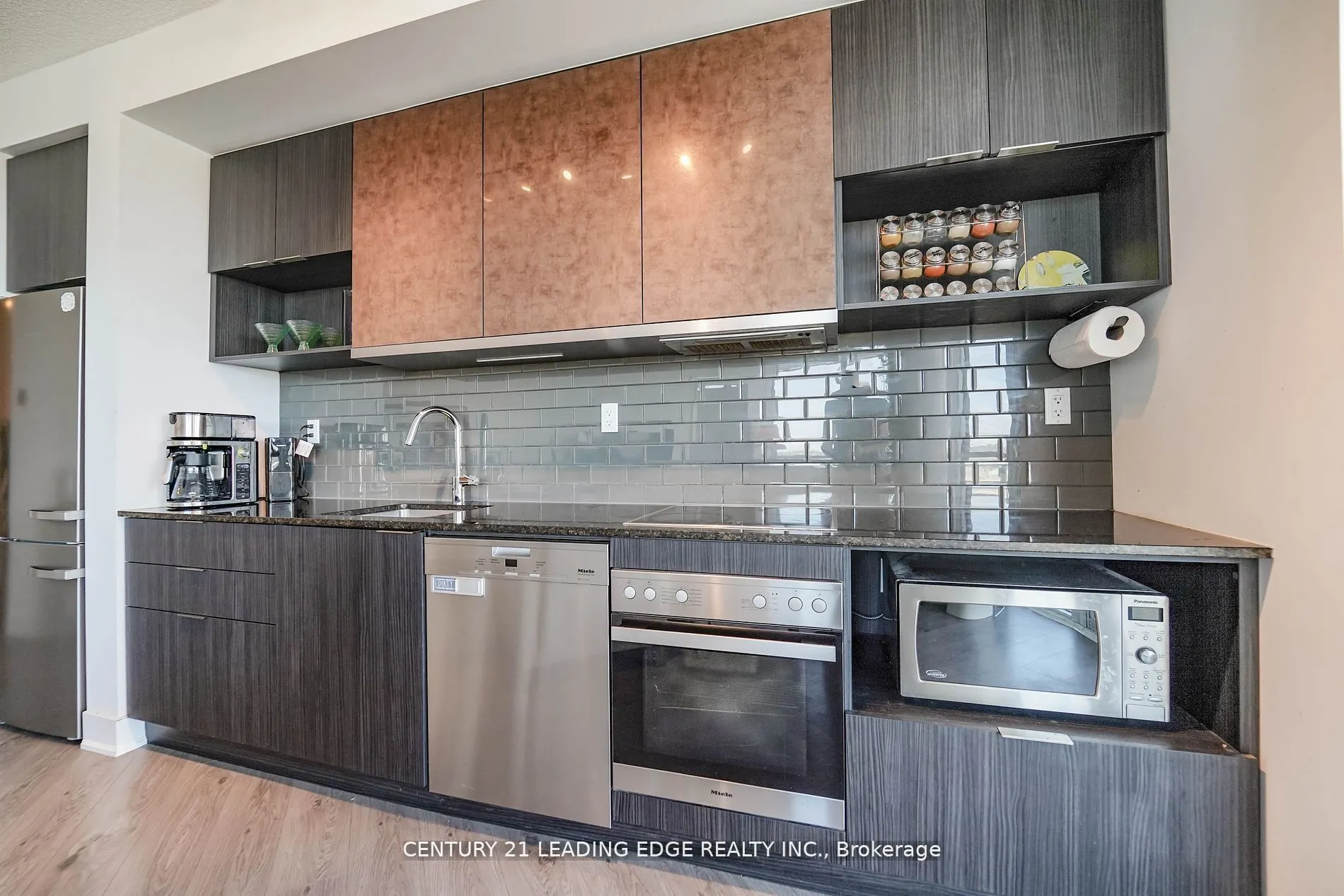 99 The Donway West, #525