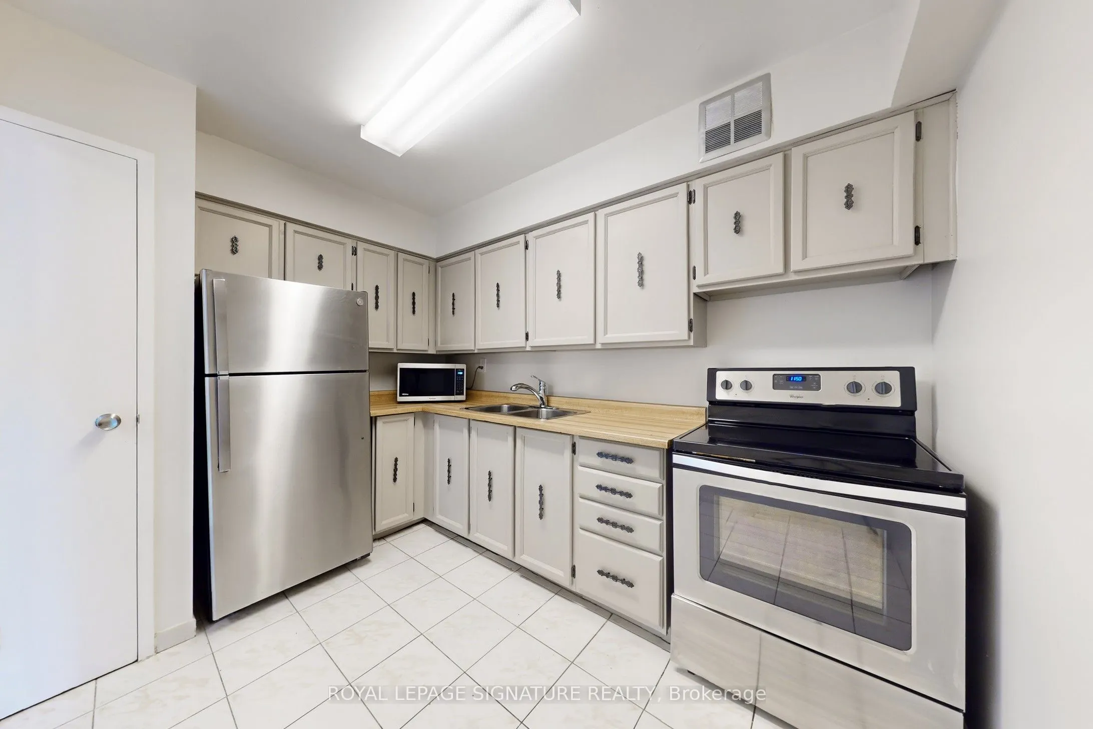 1338 York Mills Road, #307