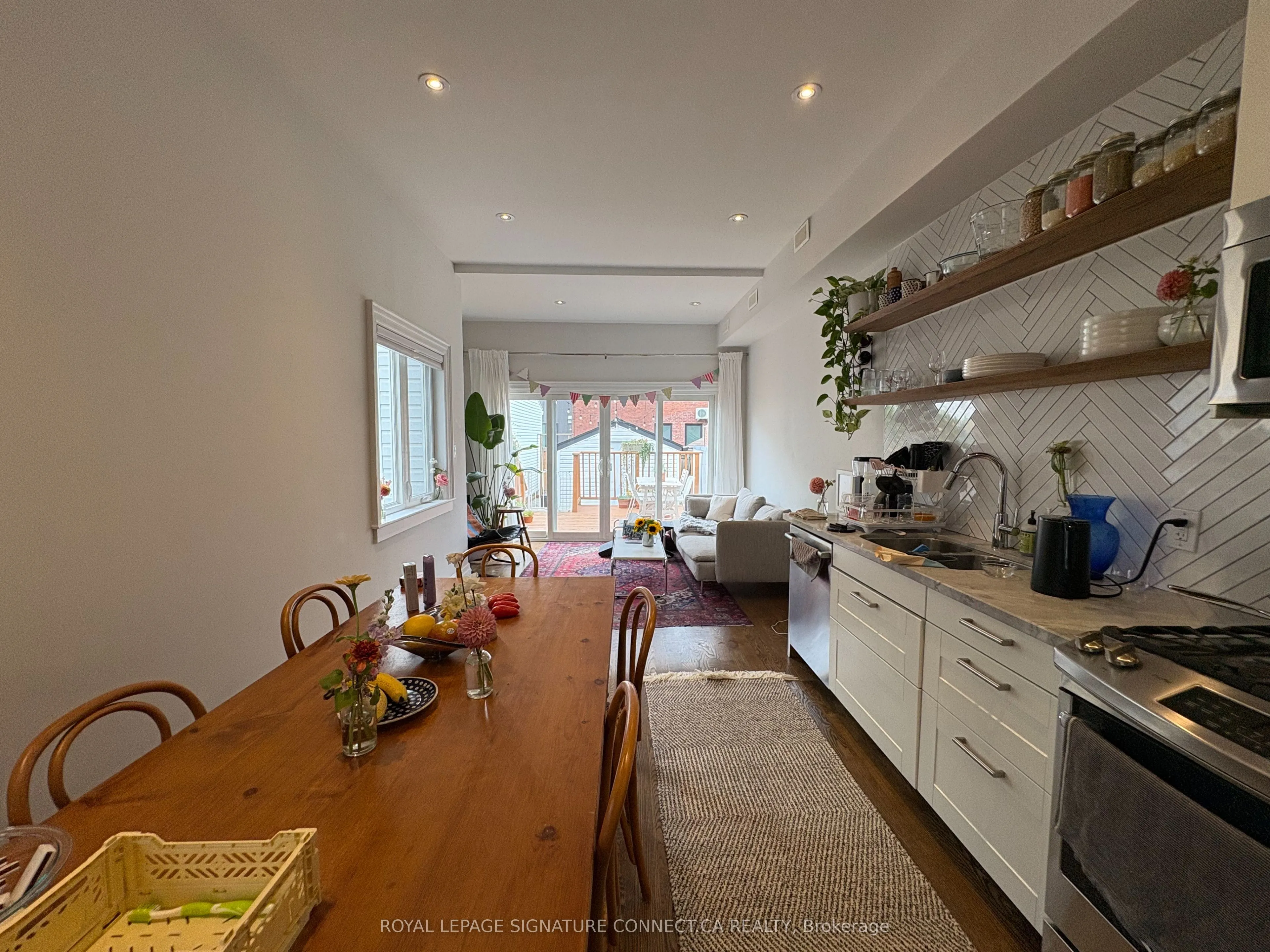 107 Lindsey Avenue, #Main