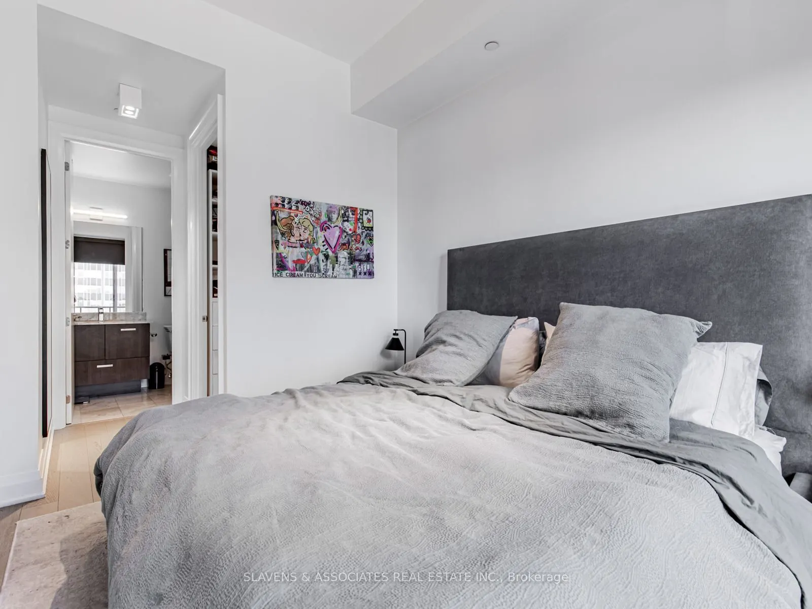 60 Berwick Avenue, #LPH01