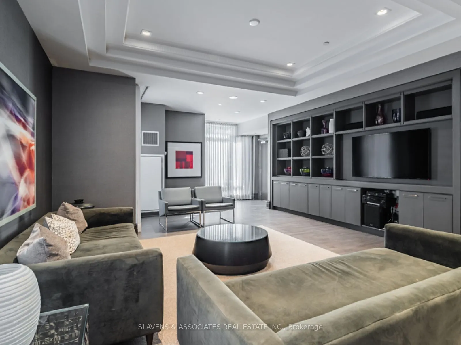60 Berwick Avenue, #LPH01