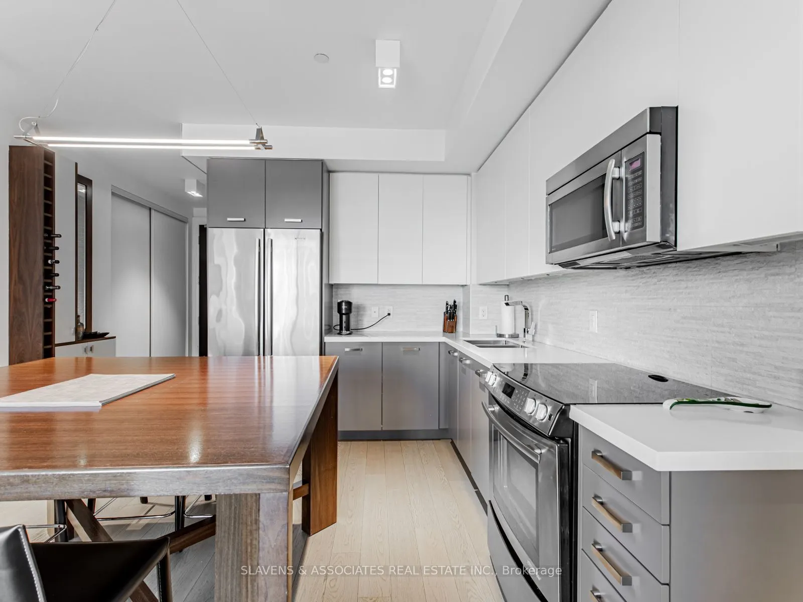 60 Berwick Avenue, #LPH01