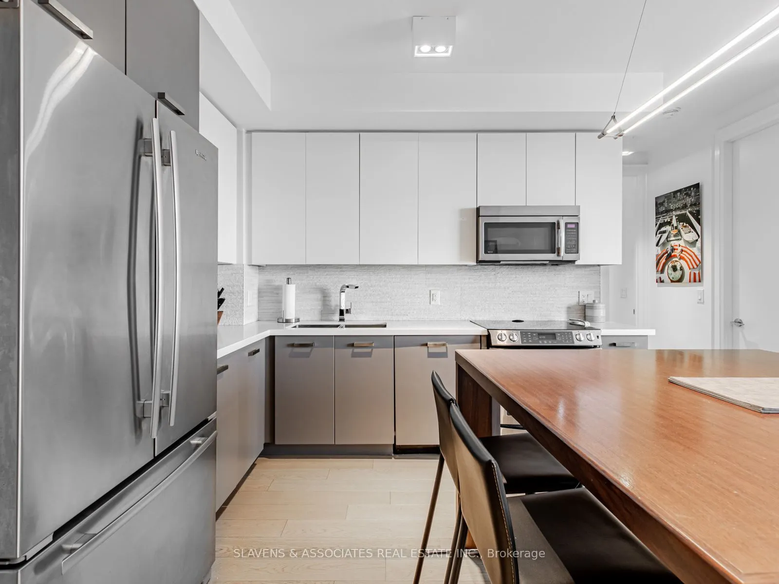 60 Berwick Avenue, #LPH01