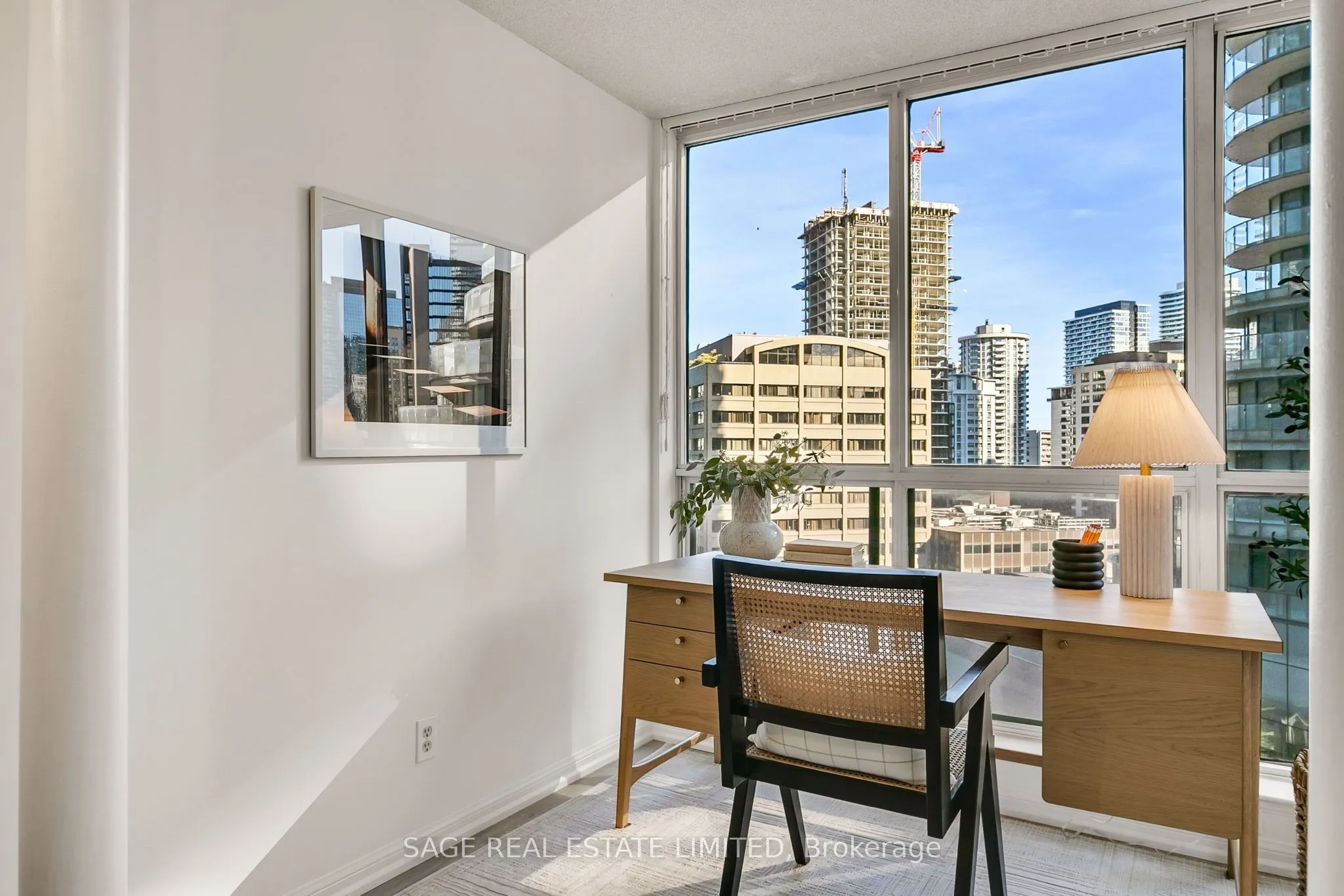 24 Wellesley Street W, #912