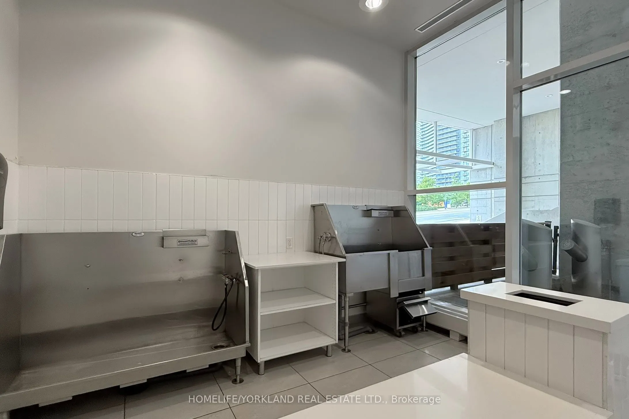 33 Singer Court, #2912