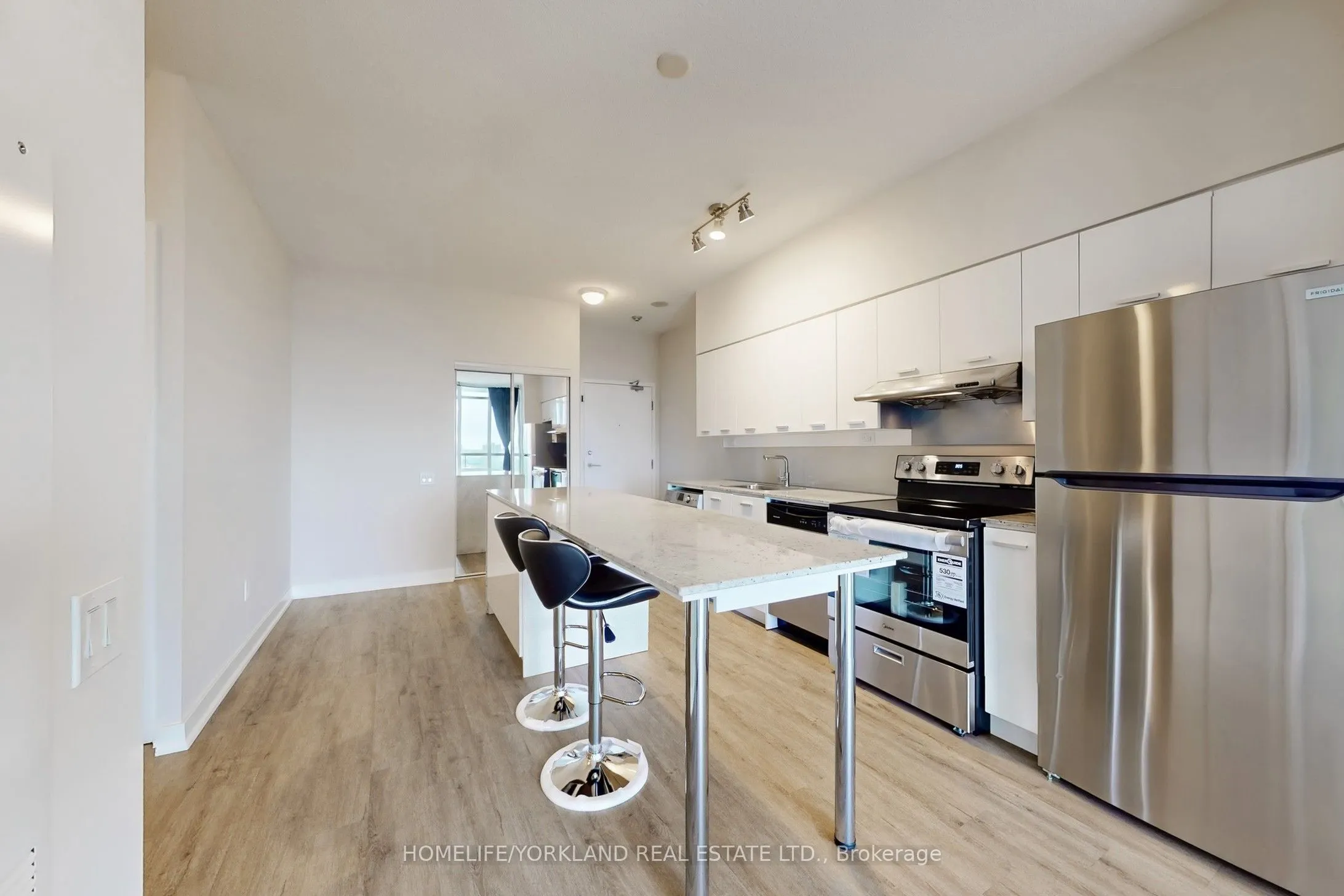 33 Singer Court, #2912