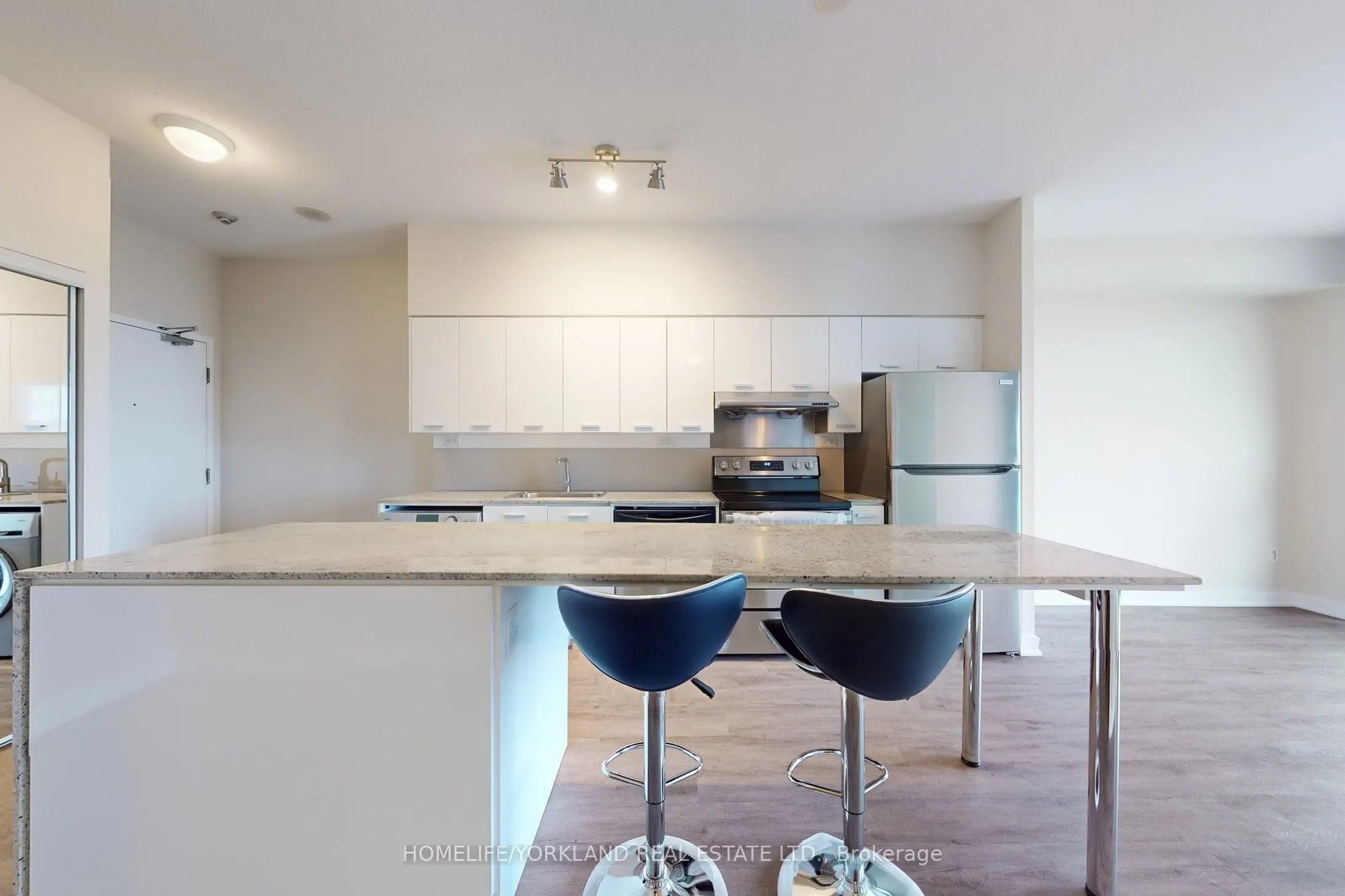 33 Singer Court, #2912