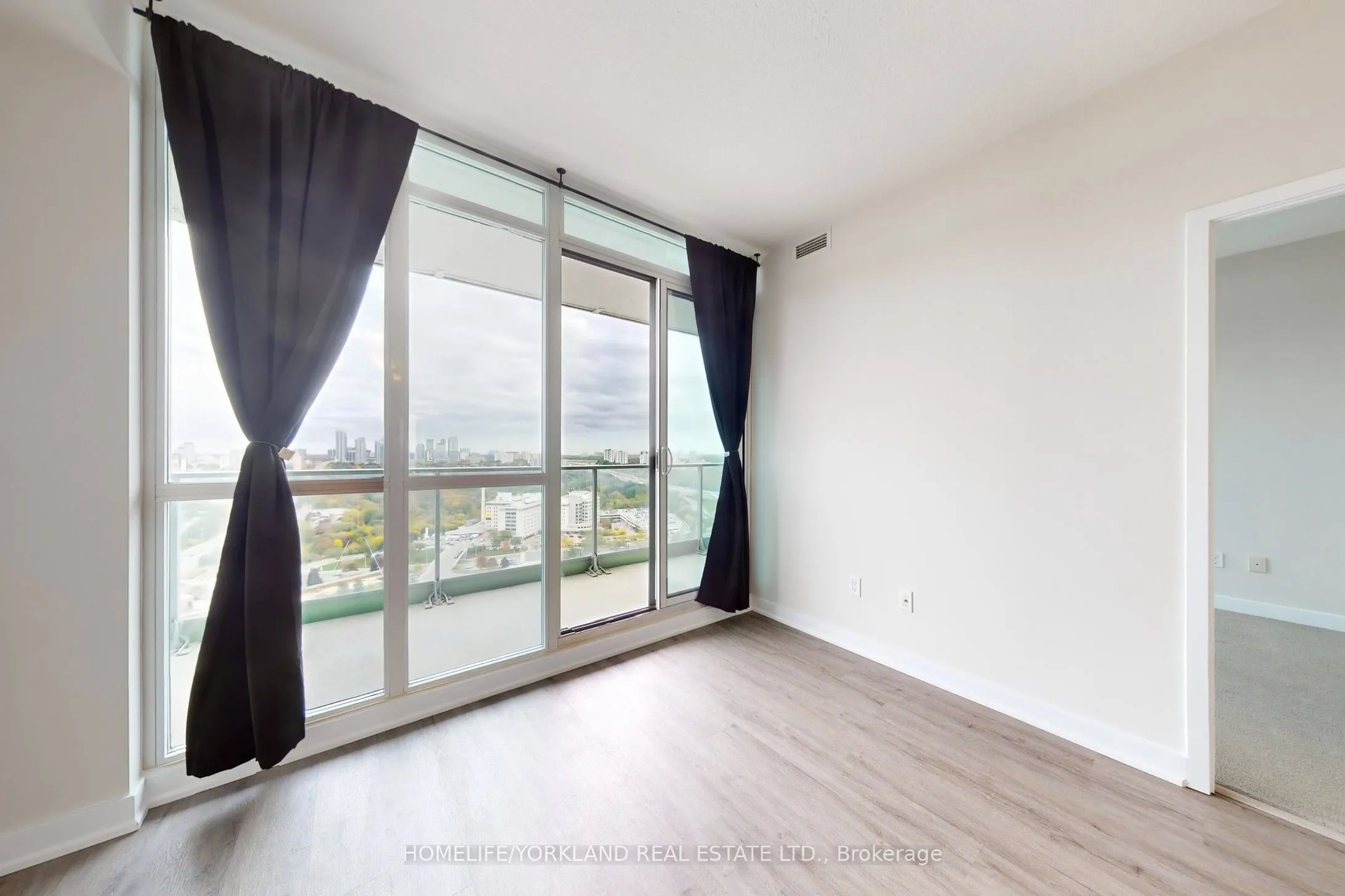 33 Singer Court, #2912