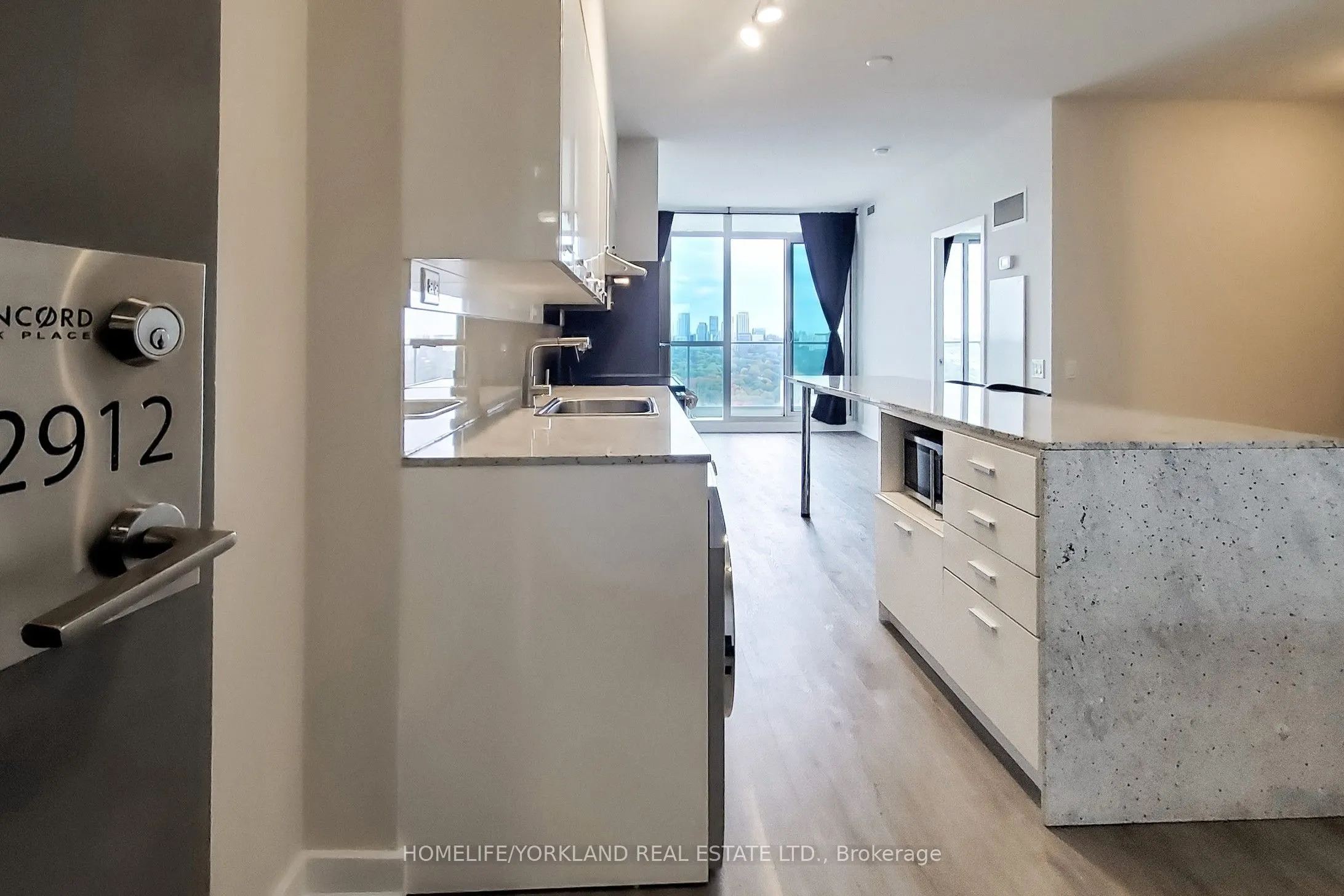 33 Singer Court, #2912
