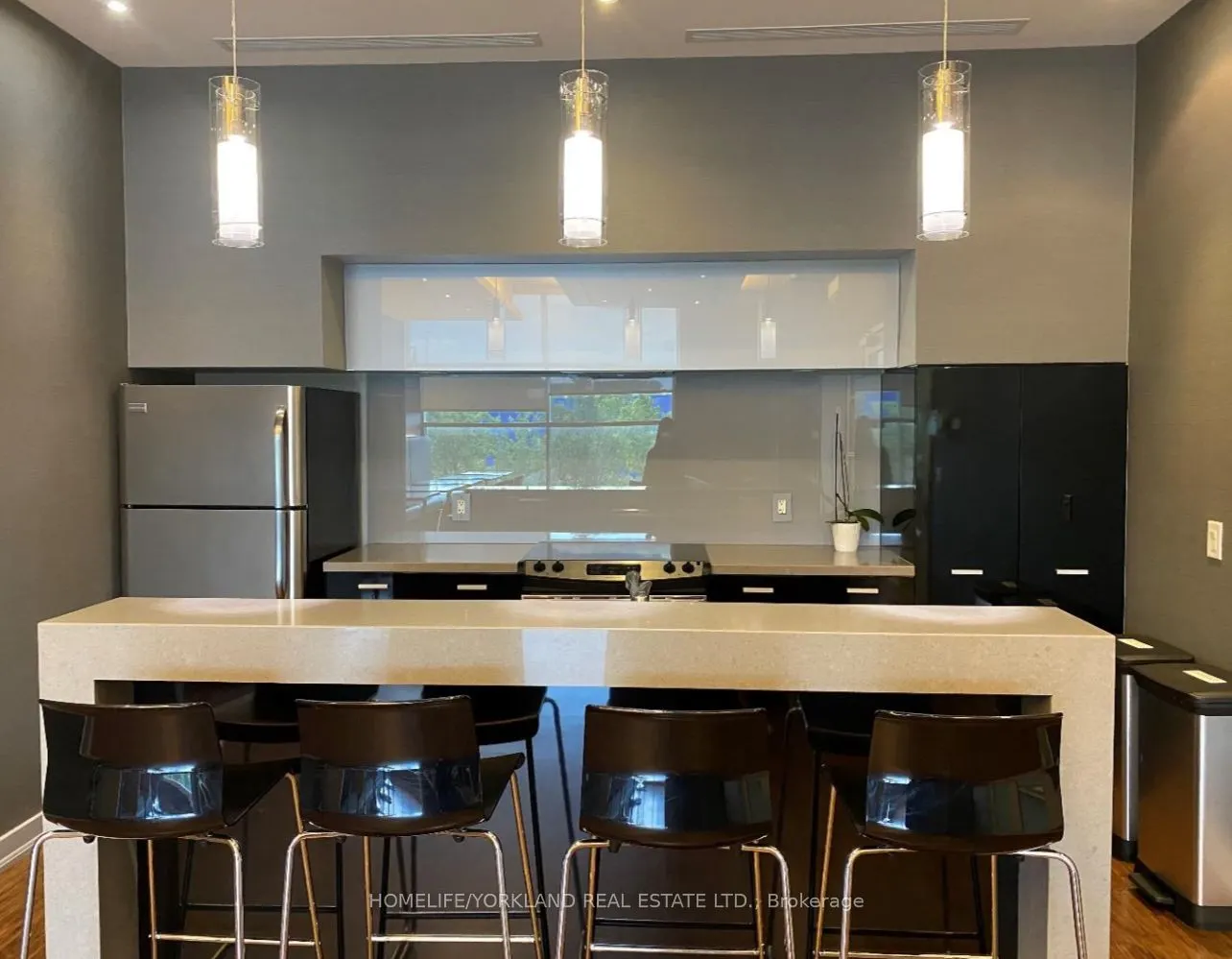 33 Singer Court, #2912
