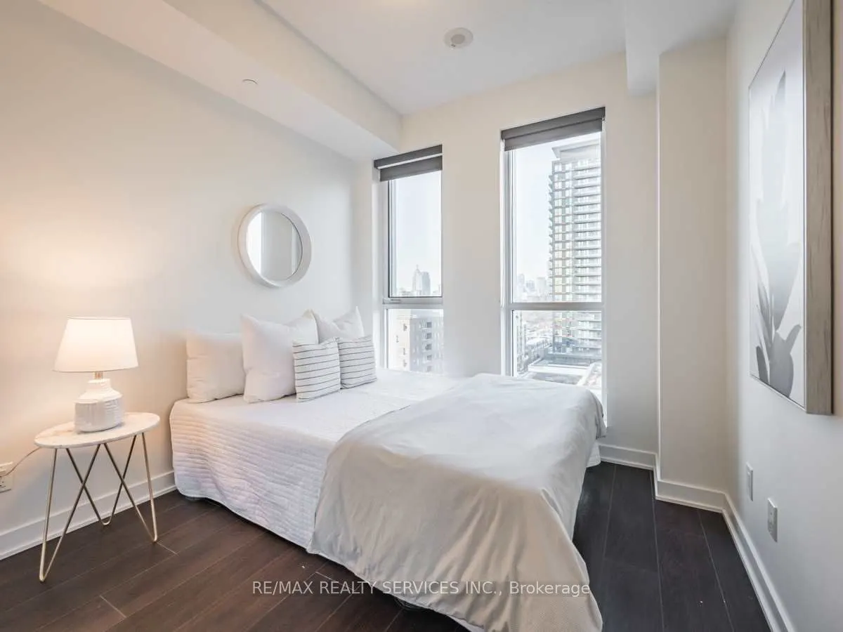 170 Sumach Street, #1207
