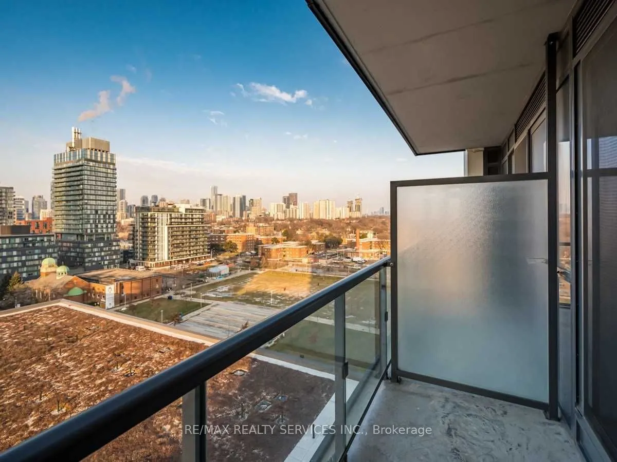 170 Sumach Street, #1207