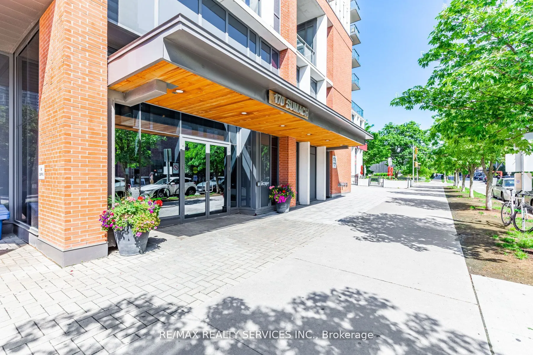 170 Sumach Street, #1207