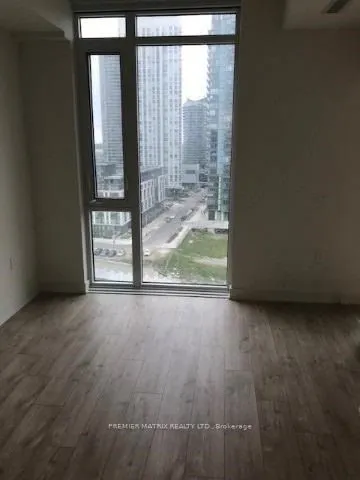 576 Front Street W, #1106E