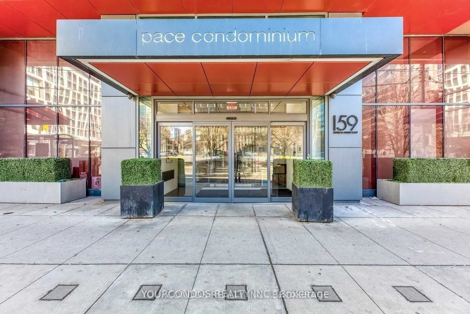 159 Dundas Street E, #4203