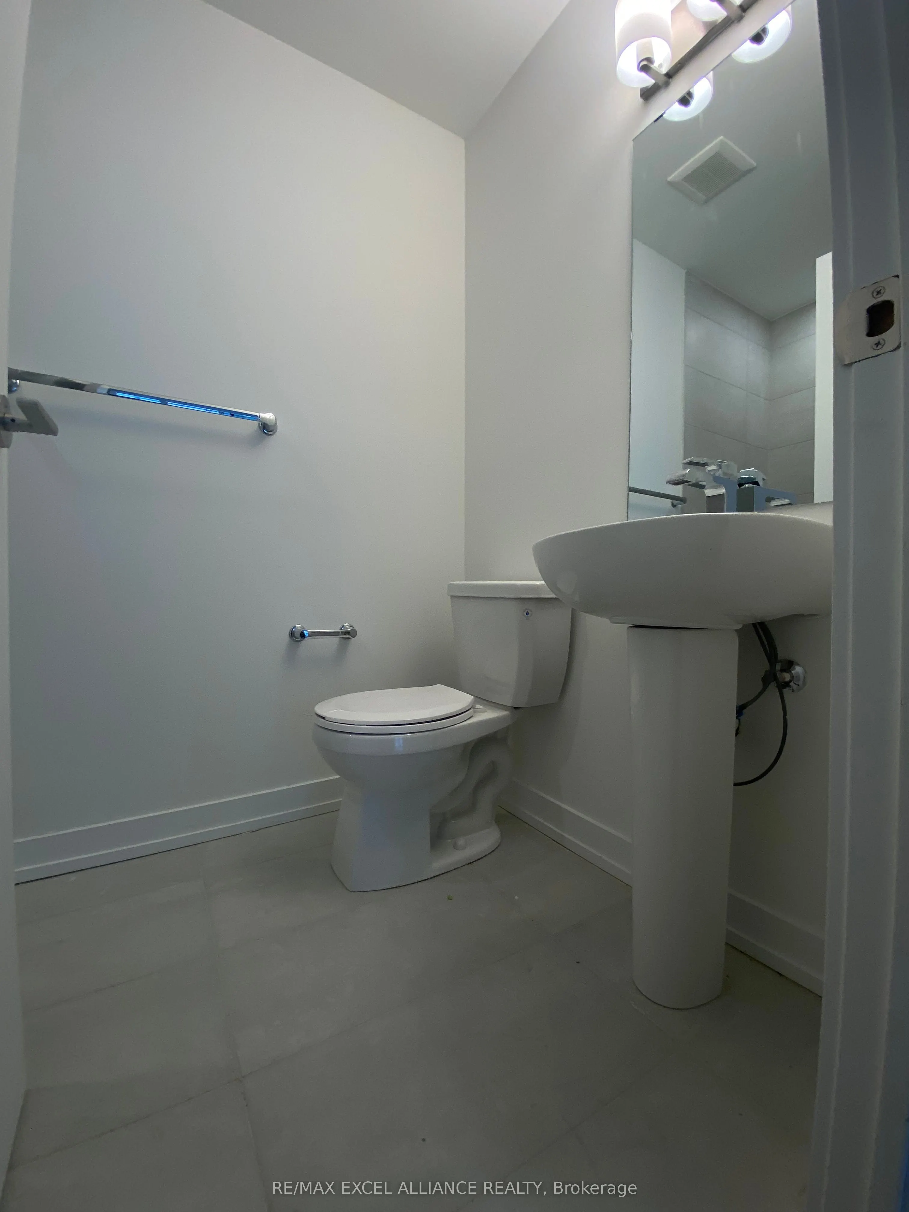 861 Sheppard Ave W Avenue, #39