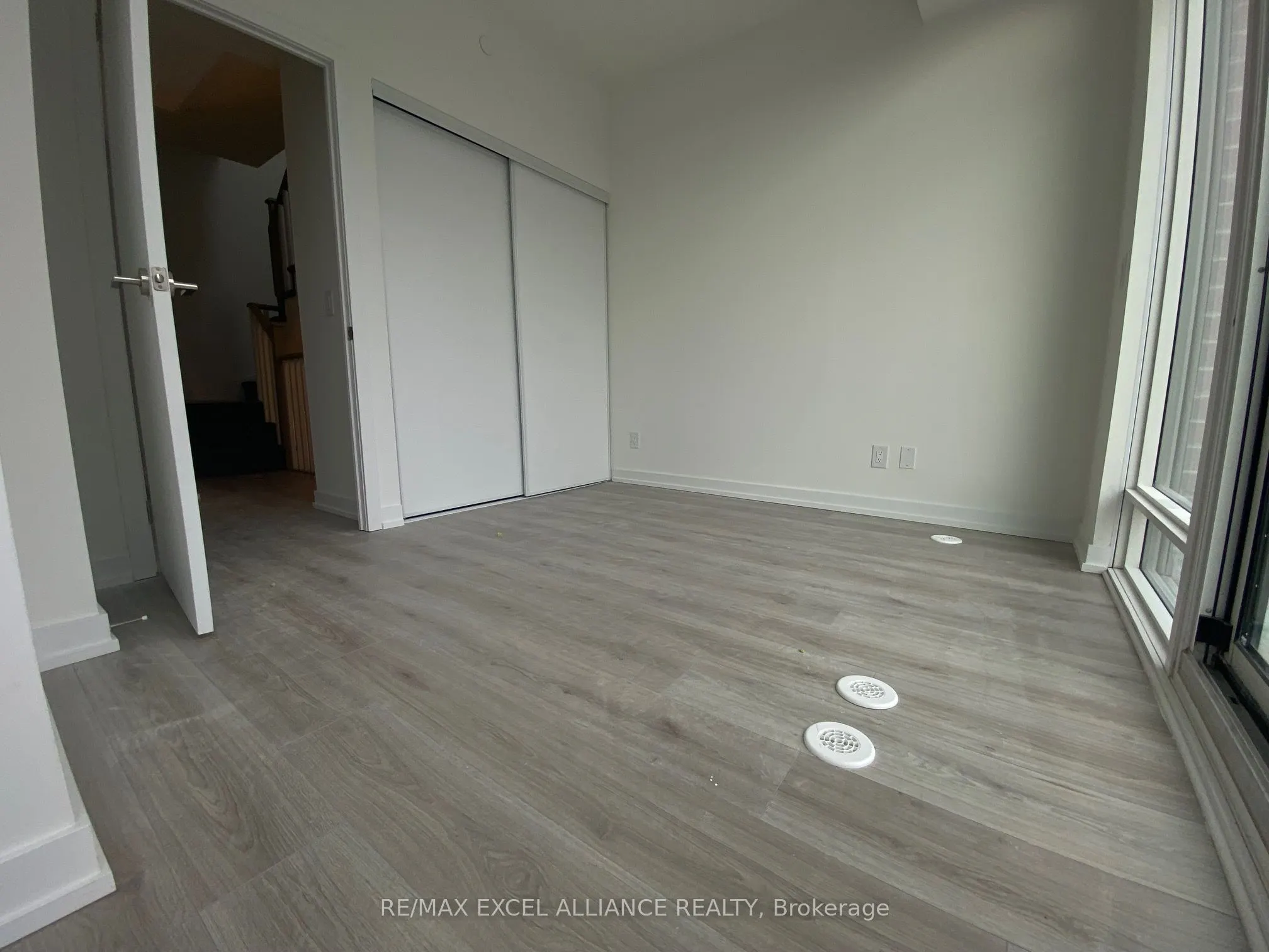 861 Sheppard Ave W Avenue, #39