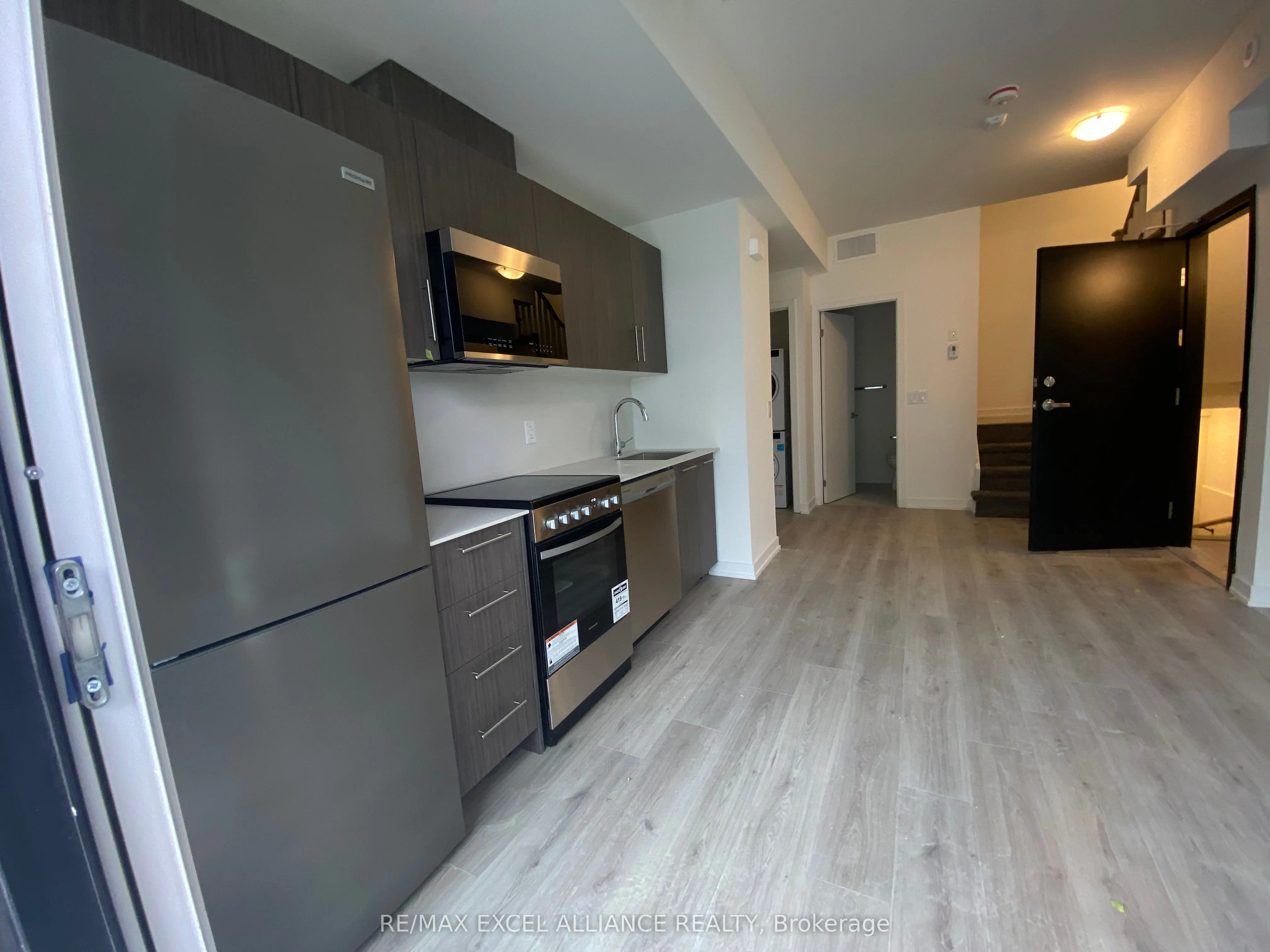 861 Sheppard Ave W Avenue, #39