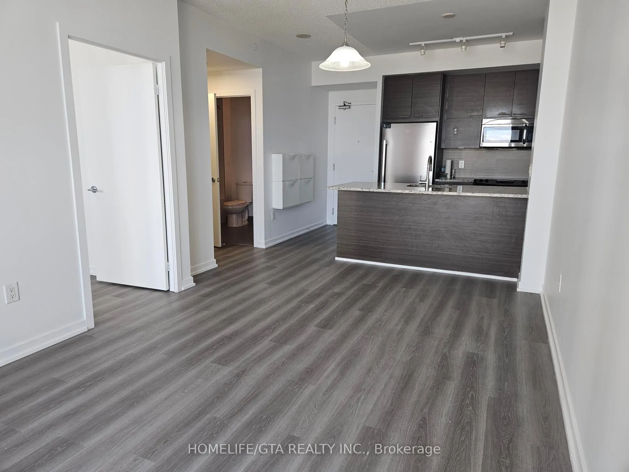 66 Forest Manor Road, #1905