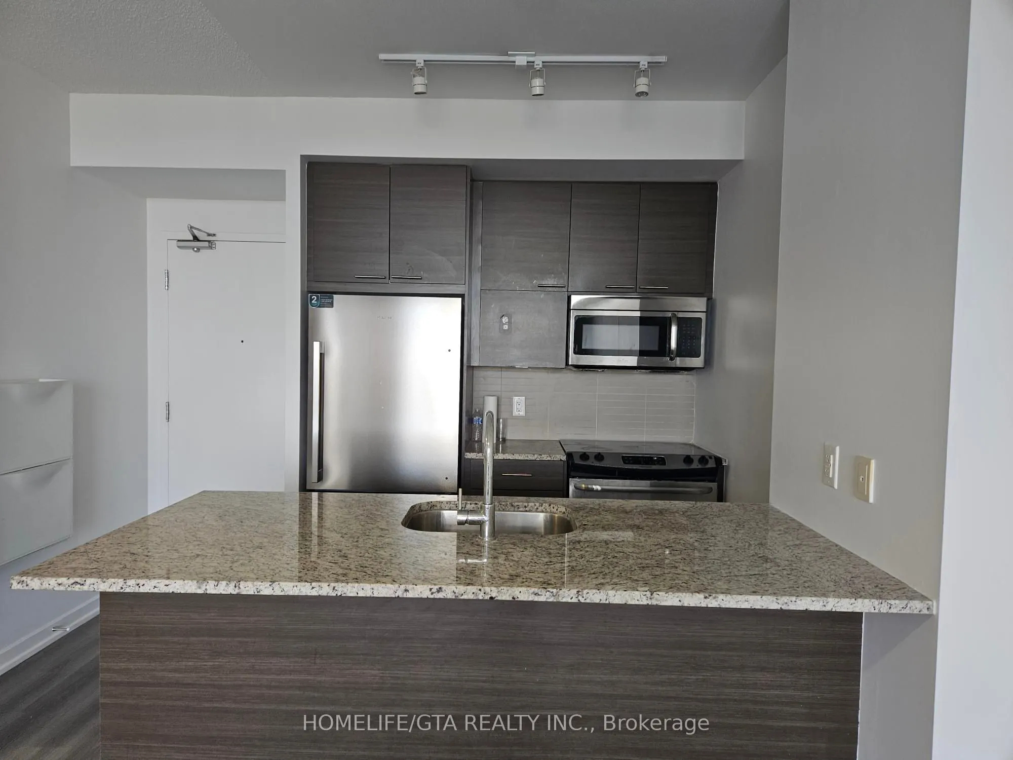 66 Forest Manor Road, #1905