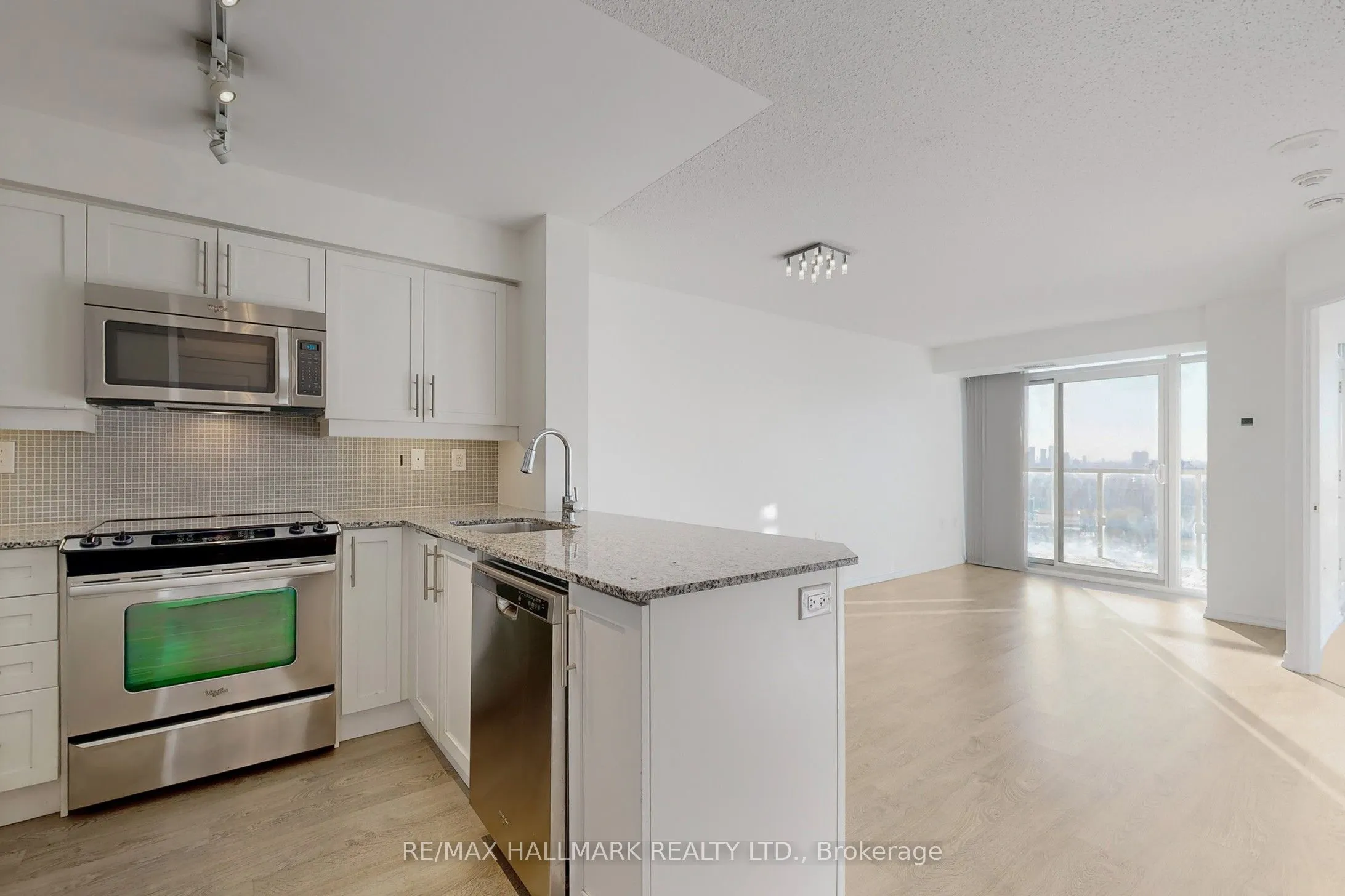 125 Western Battery Road, #2112