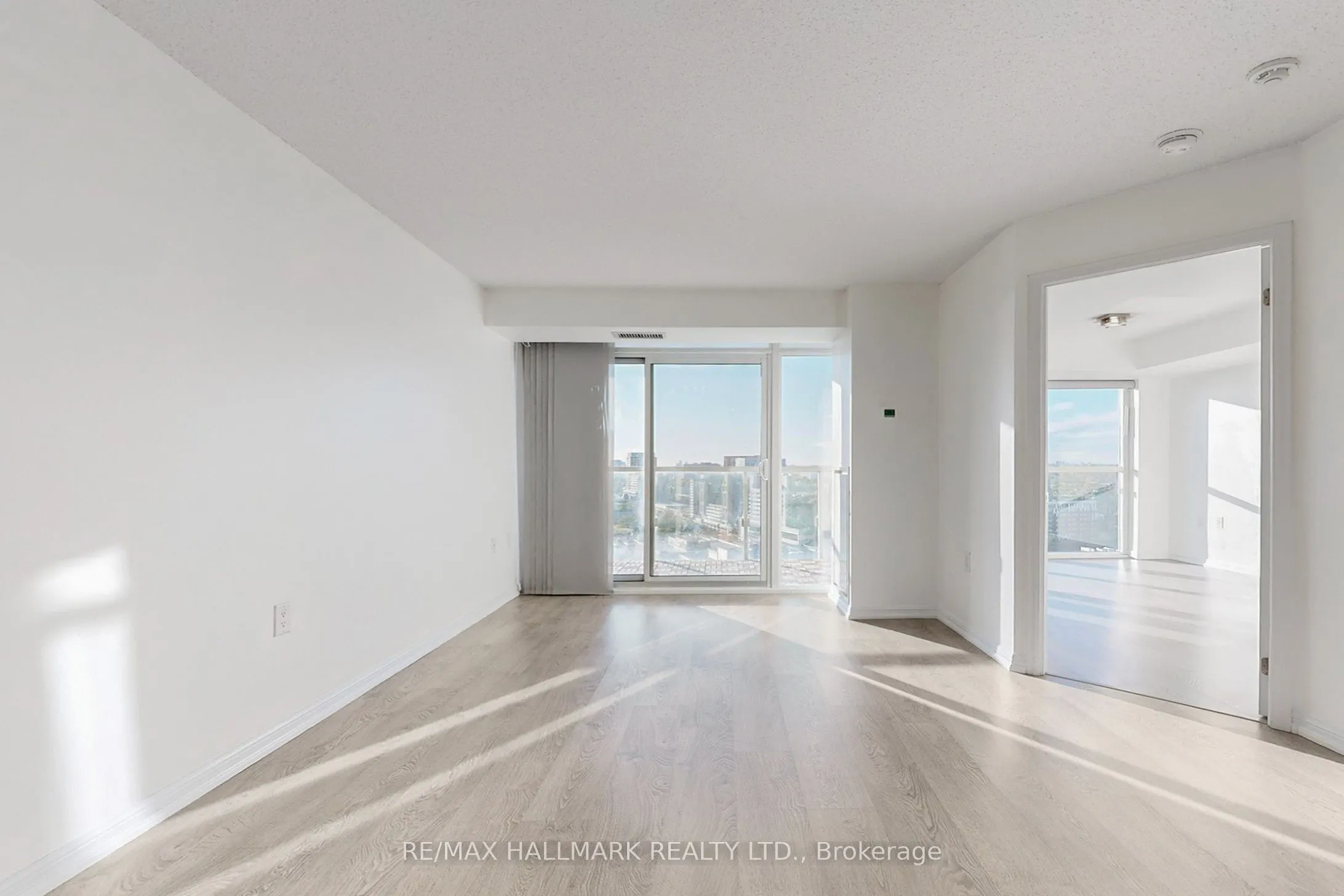 125 Western Battery Road, #2112