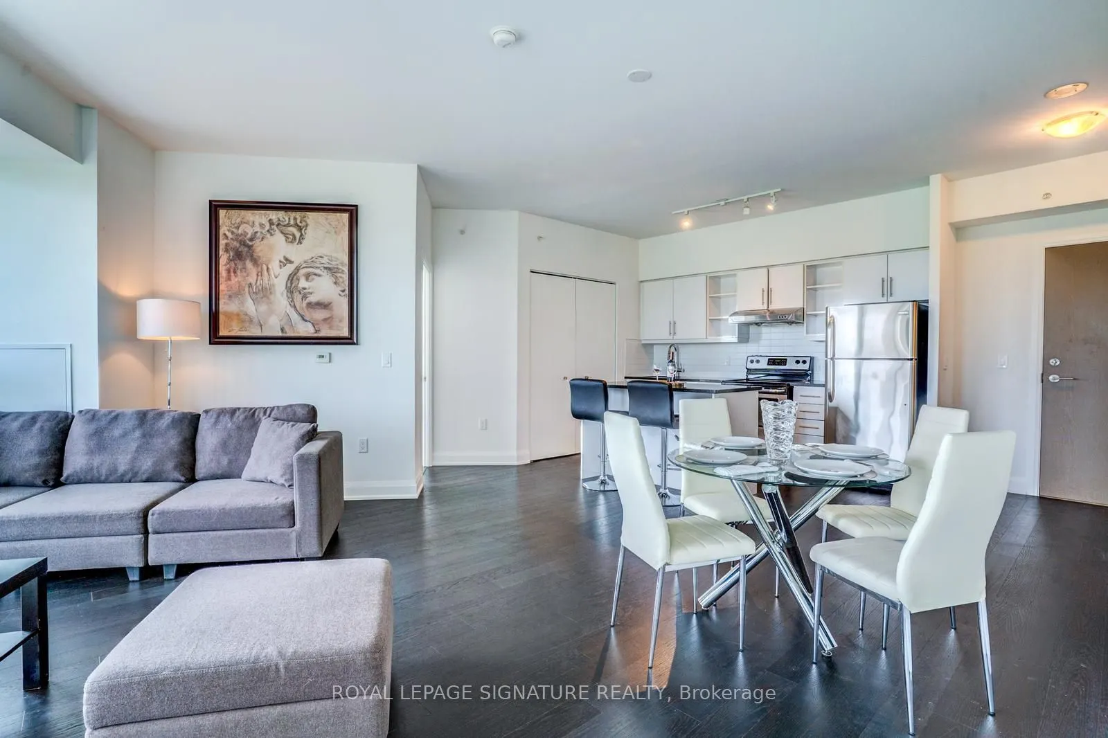 160 Vanderhoof Avenue, #504