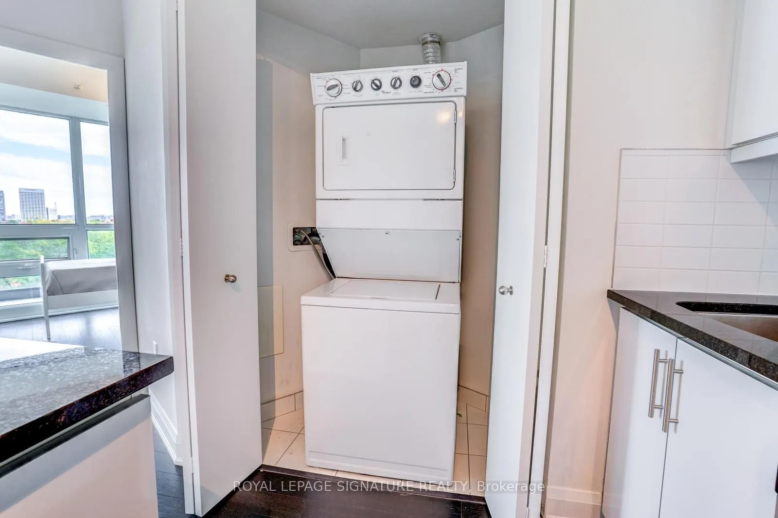 160 Vanderhoof Avenue, #504