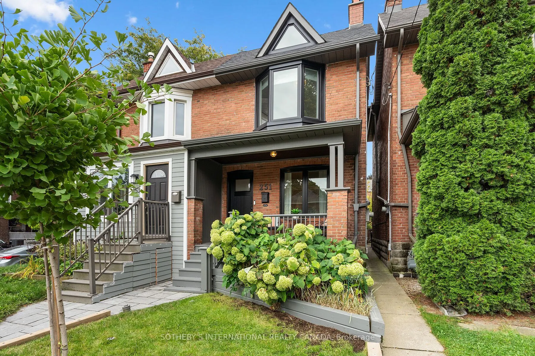 251 Bowood Avenue