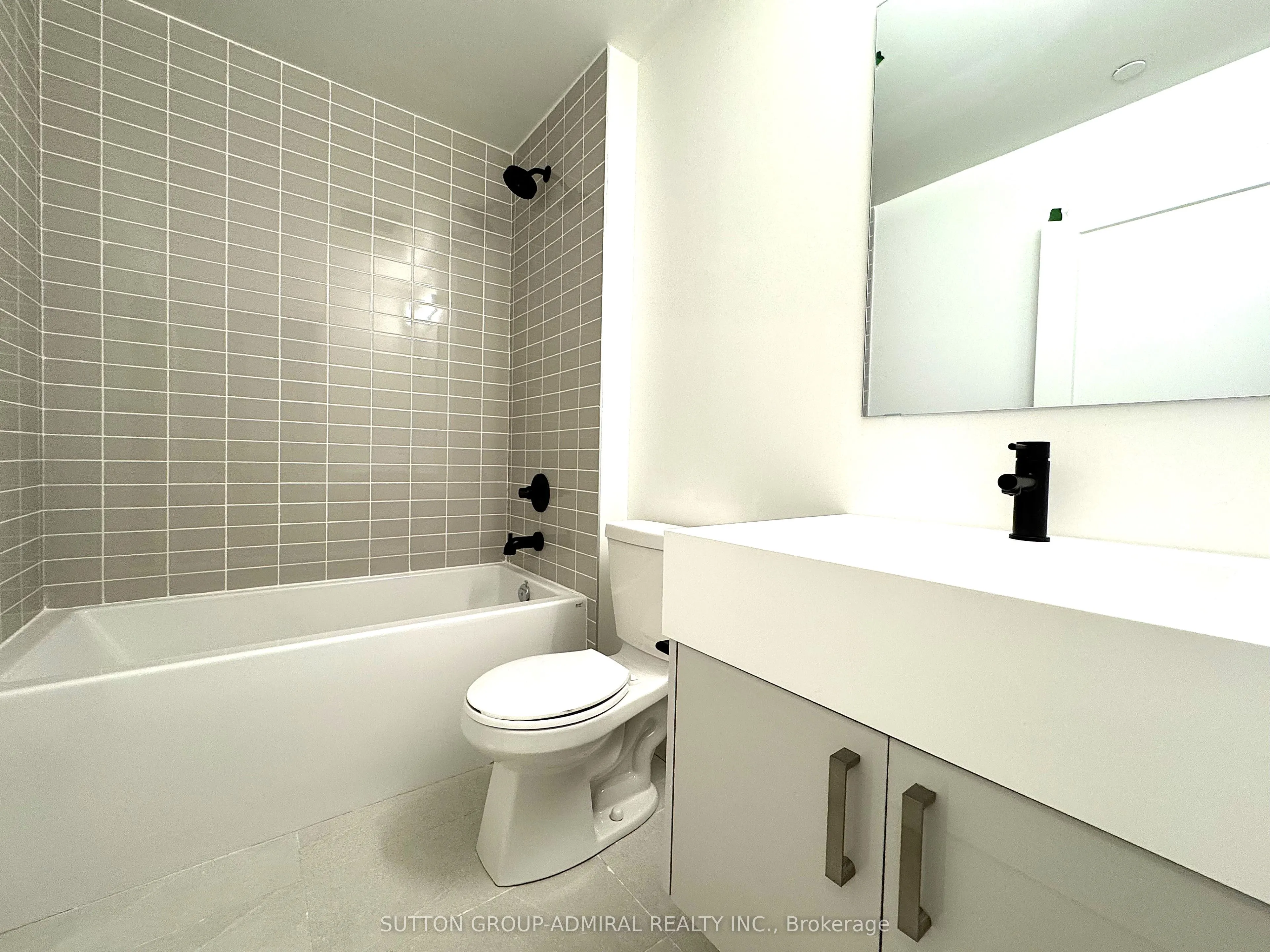 280 Dundas Street W, #1505
