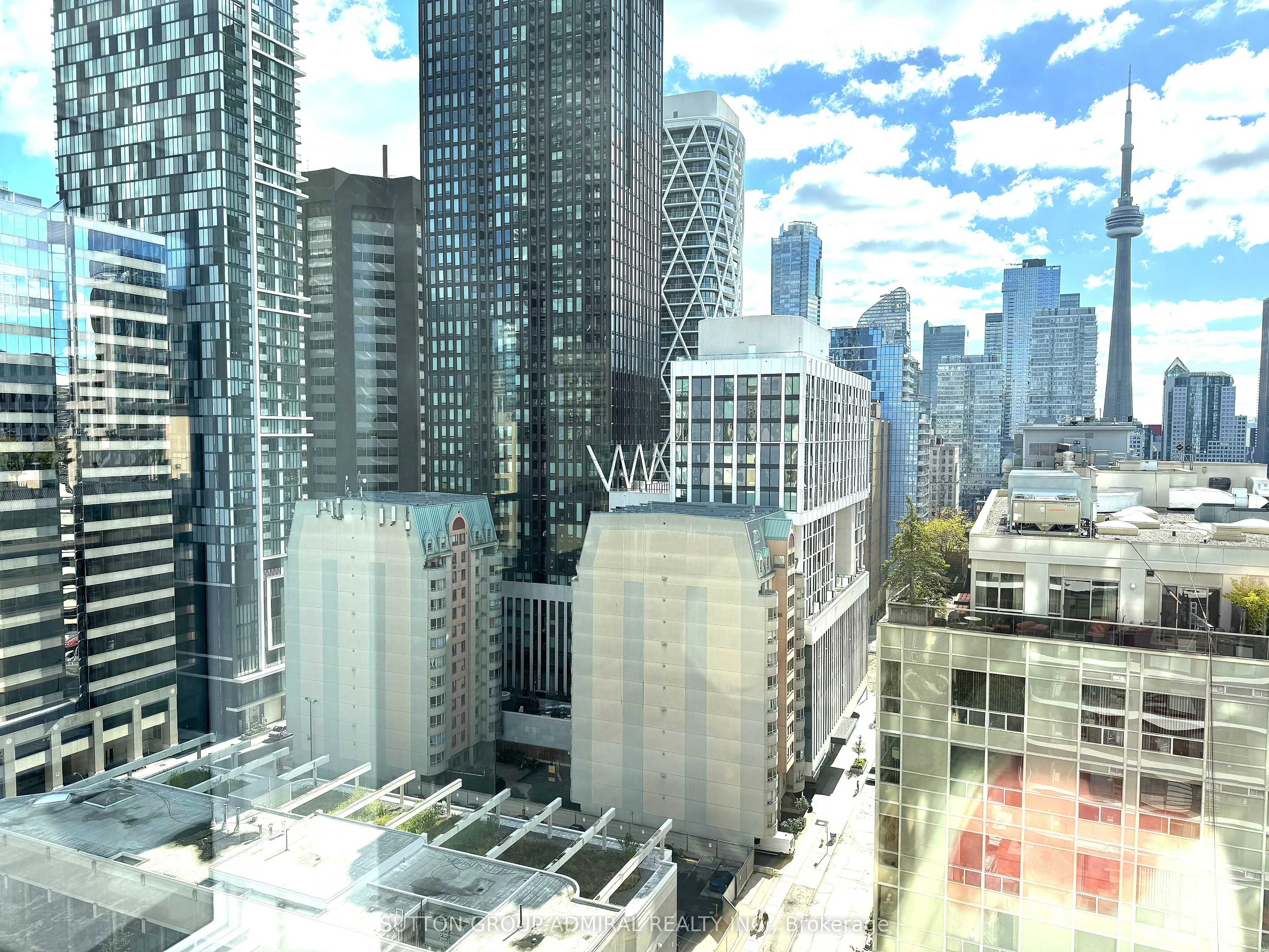 280 Dundas Street W, #1505