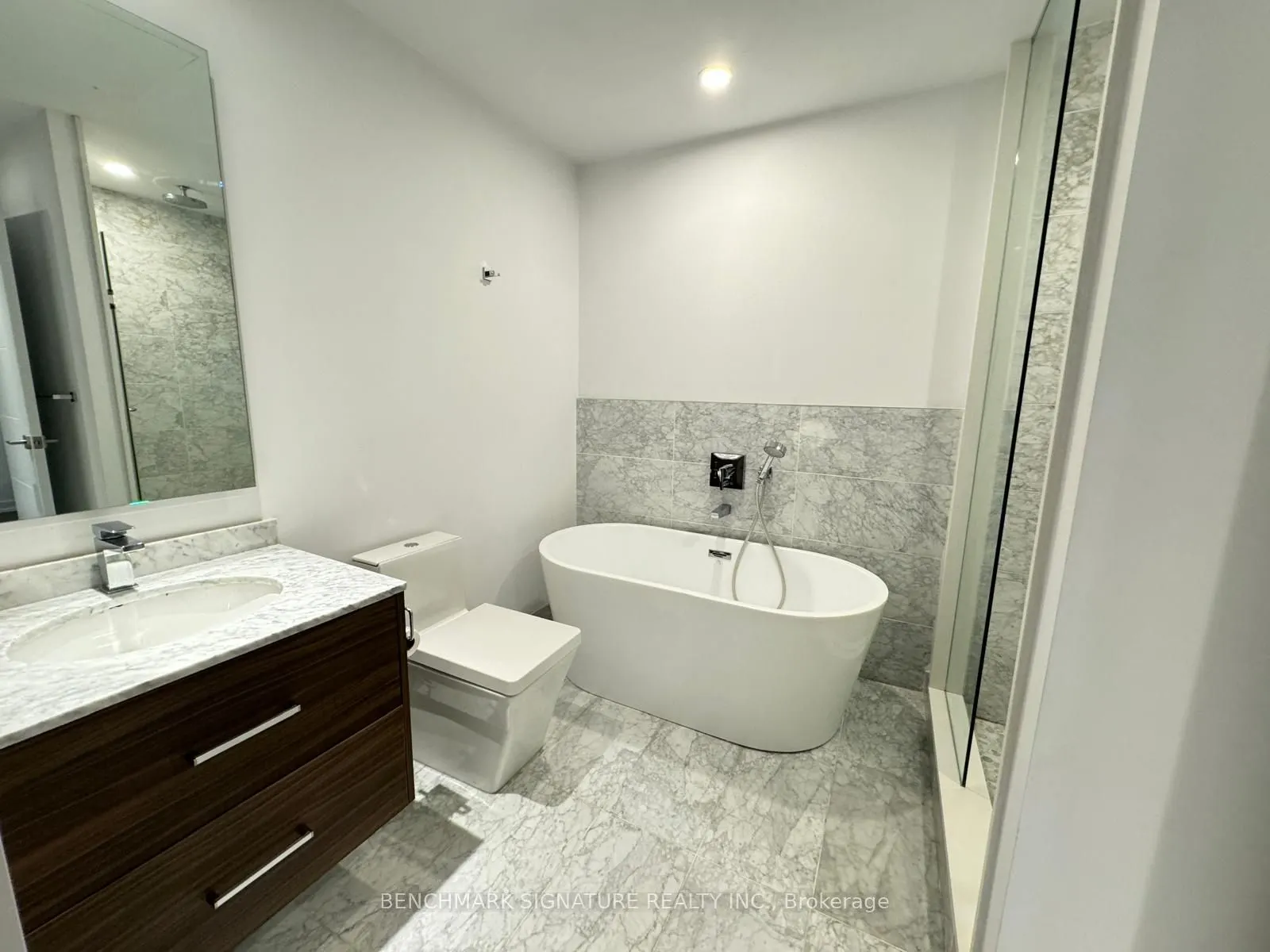 488 University Avenue, #2315