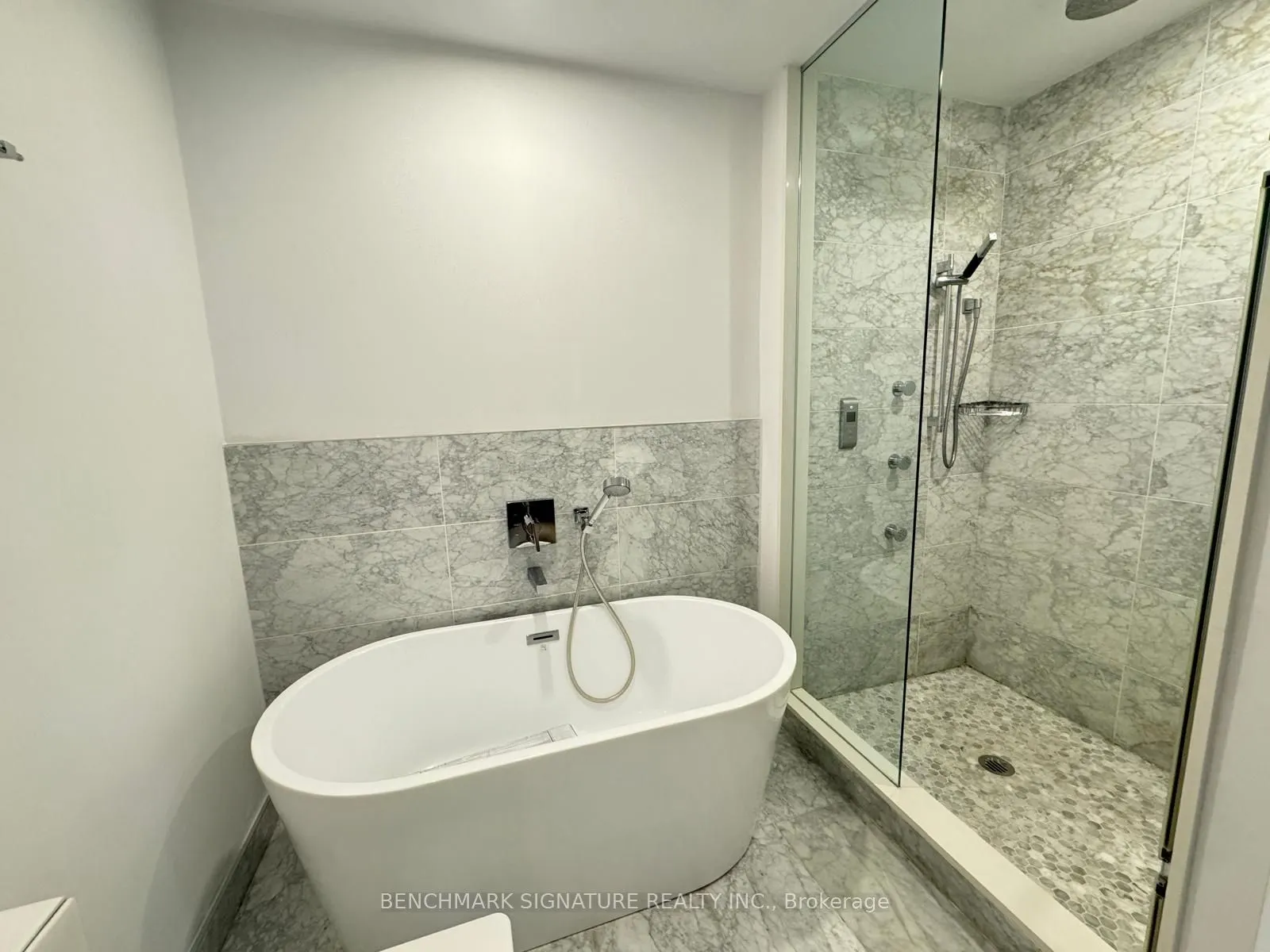 488 University Avenue, #2315