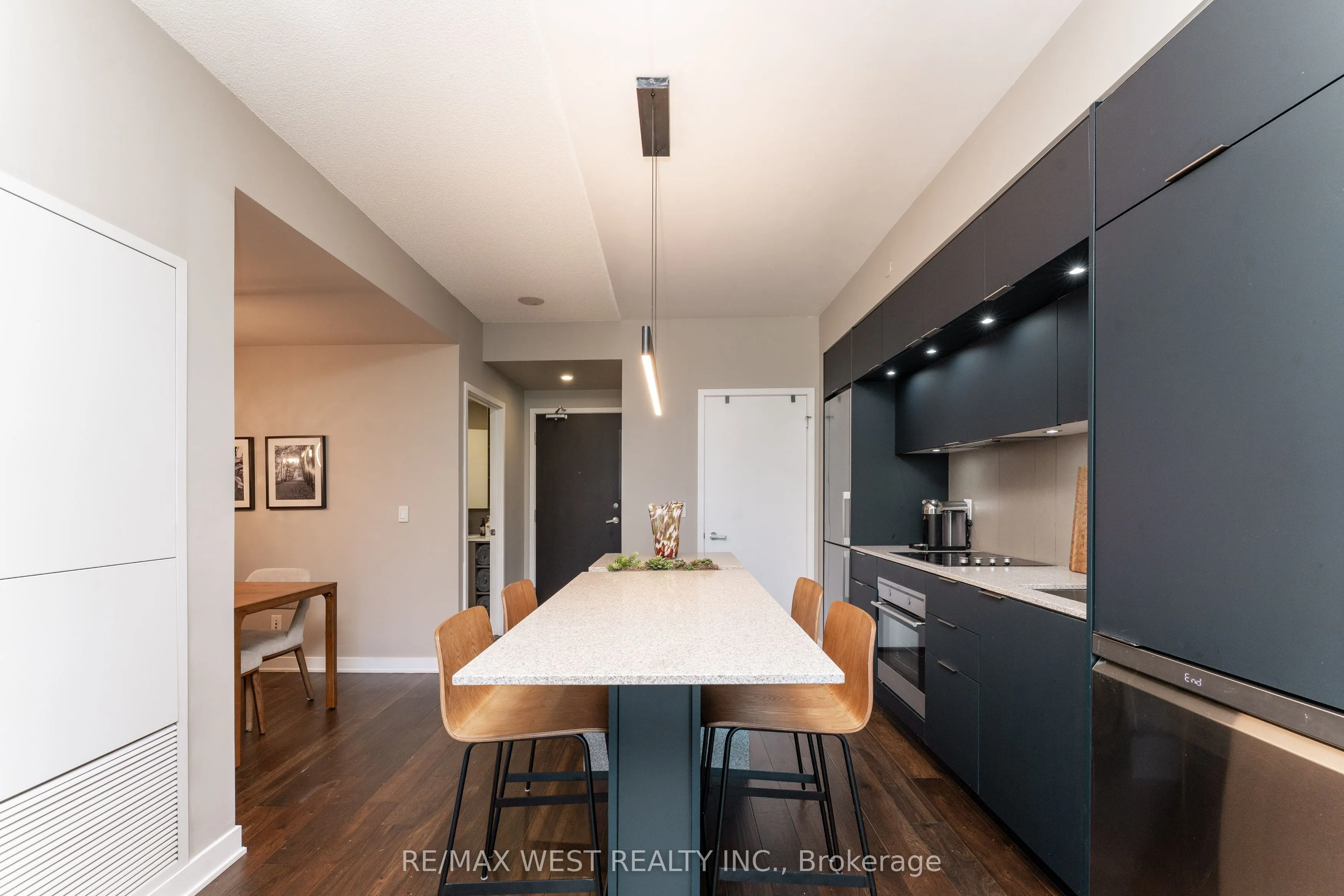 170 Sumach Street, #507