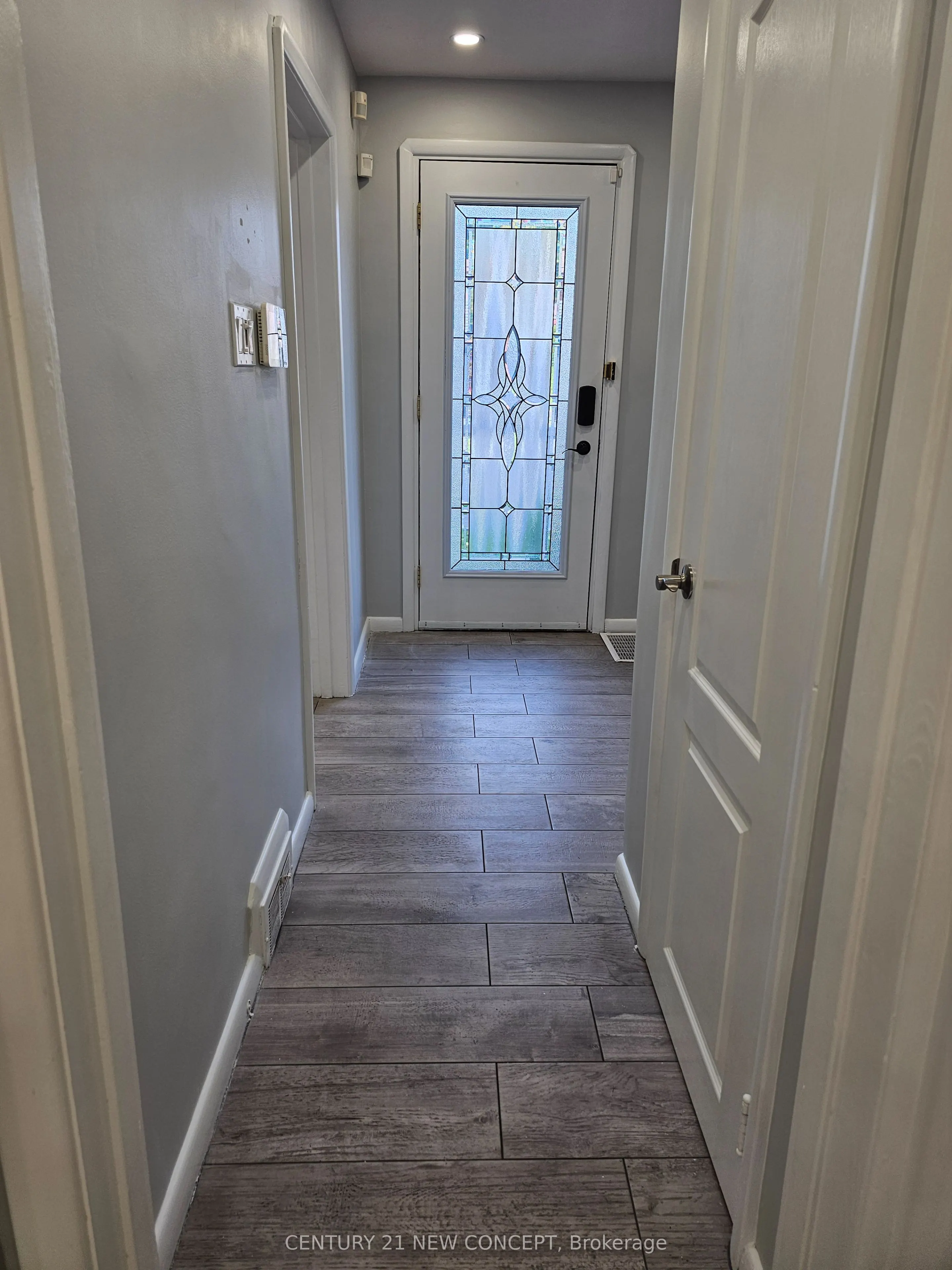 59 Madawaska Avenue
