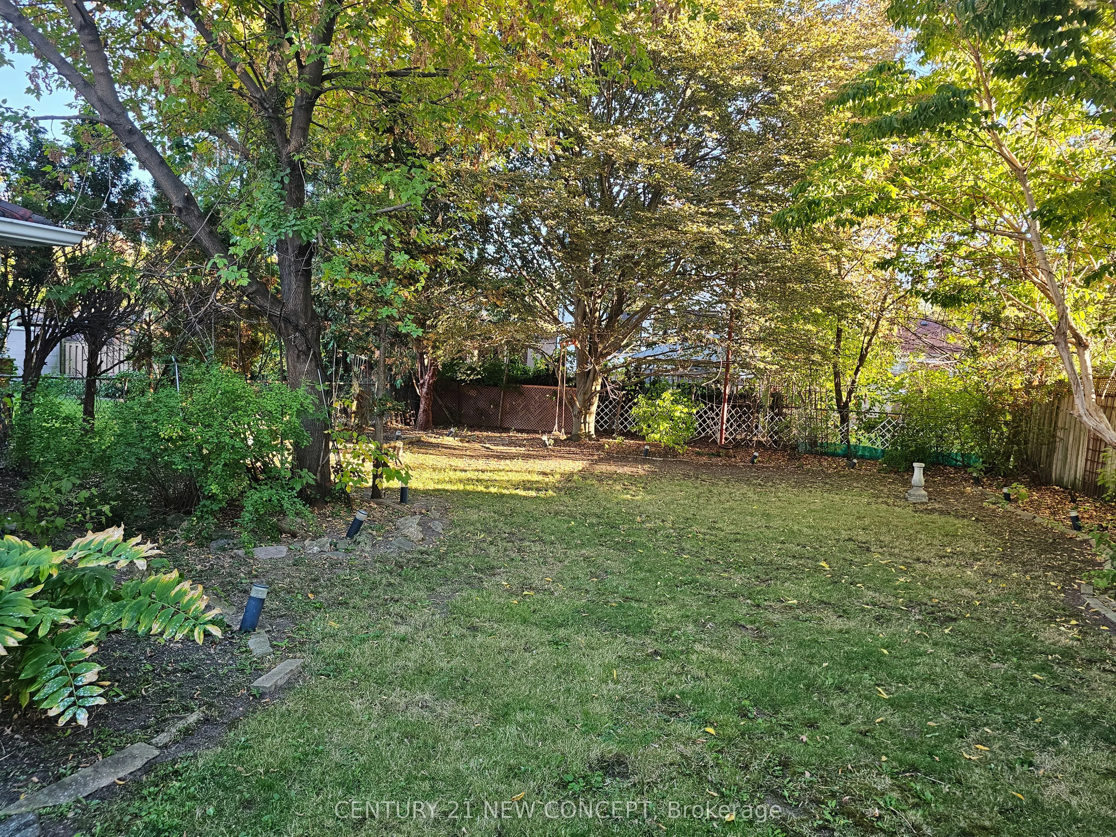 59 Madawaska Avenue