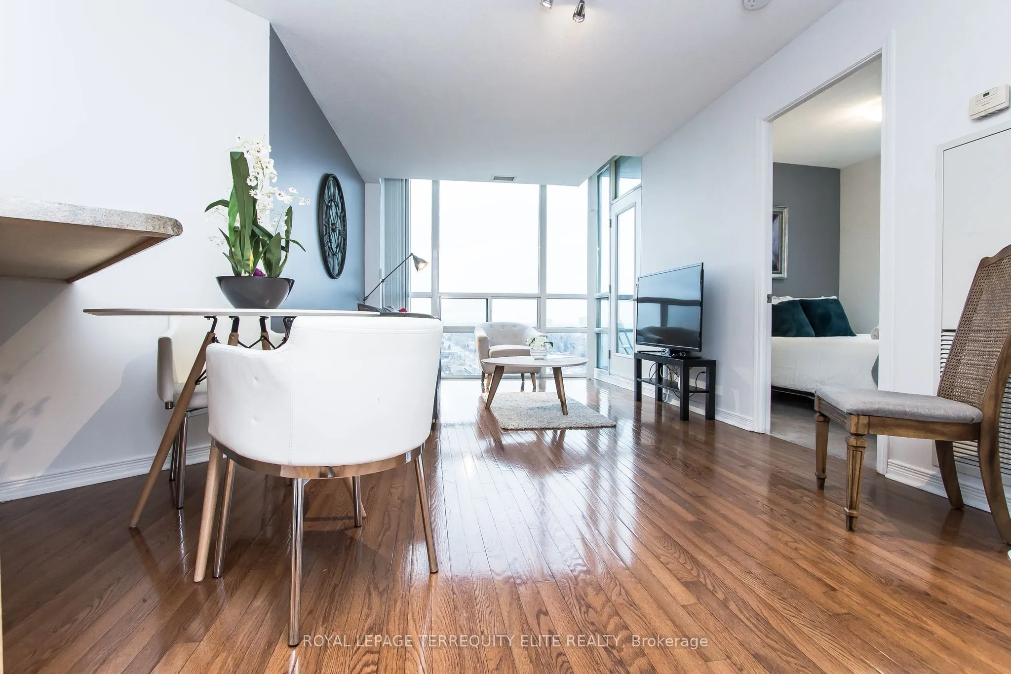 503 Beecroft Road, #2108