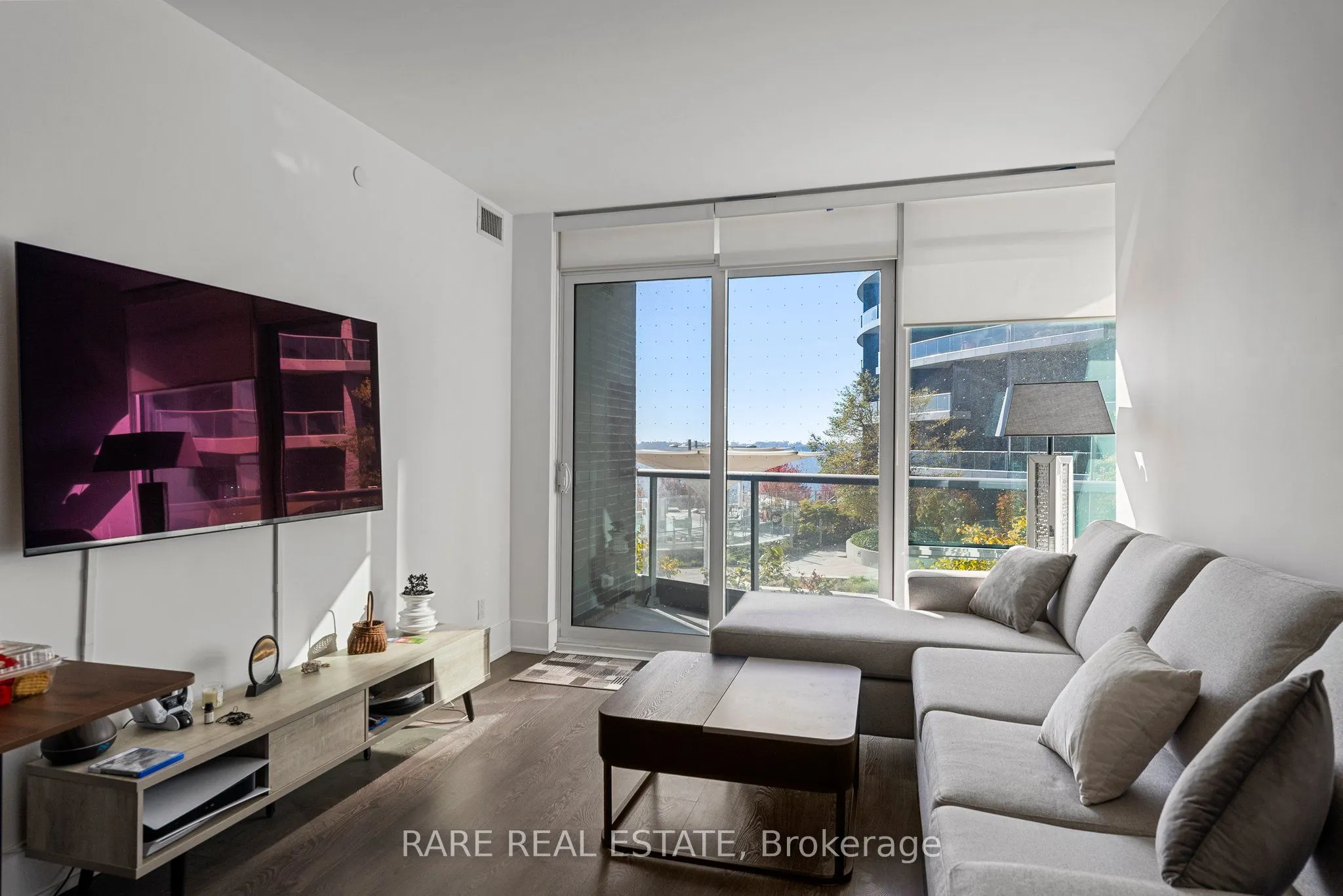 1 Edgewater Drive, #312