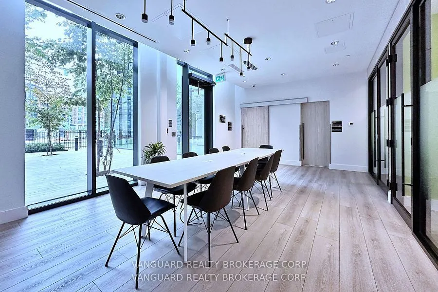 30 Tretti Way, #1005