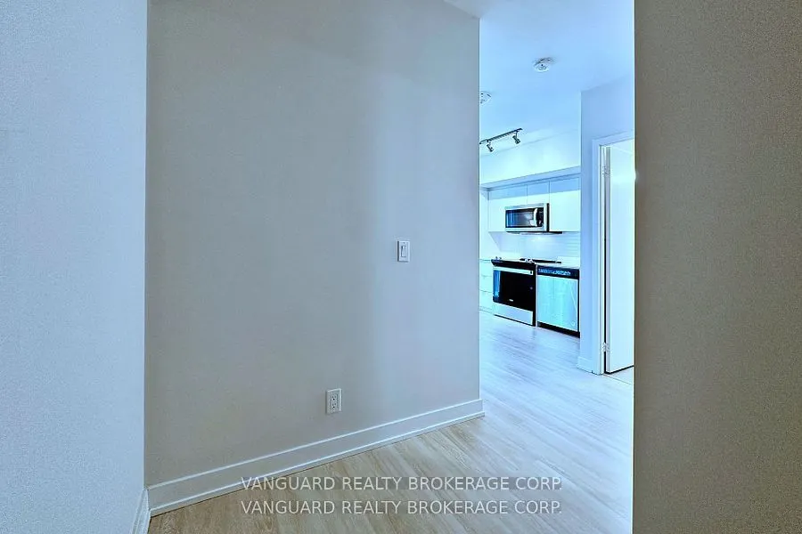 30 Tretti Way, #1005