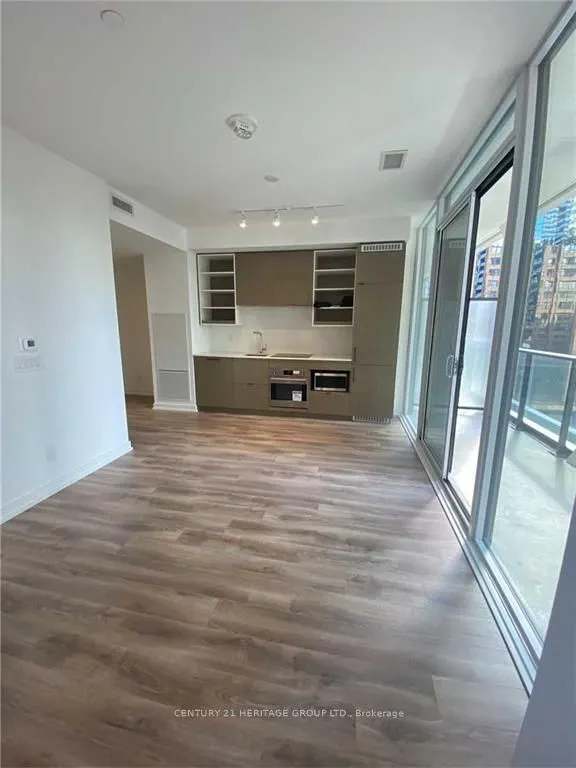 20 Edward Street, #514