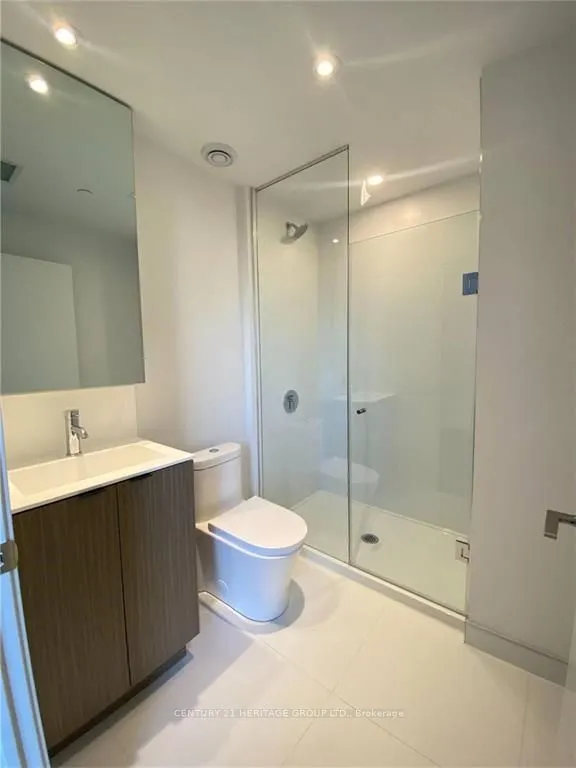 20 Edward Street, #514