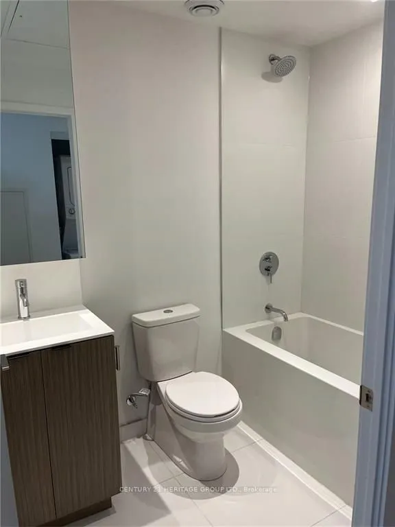 20 Edward Street, #514